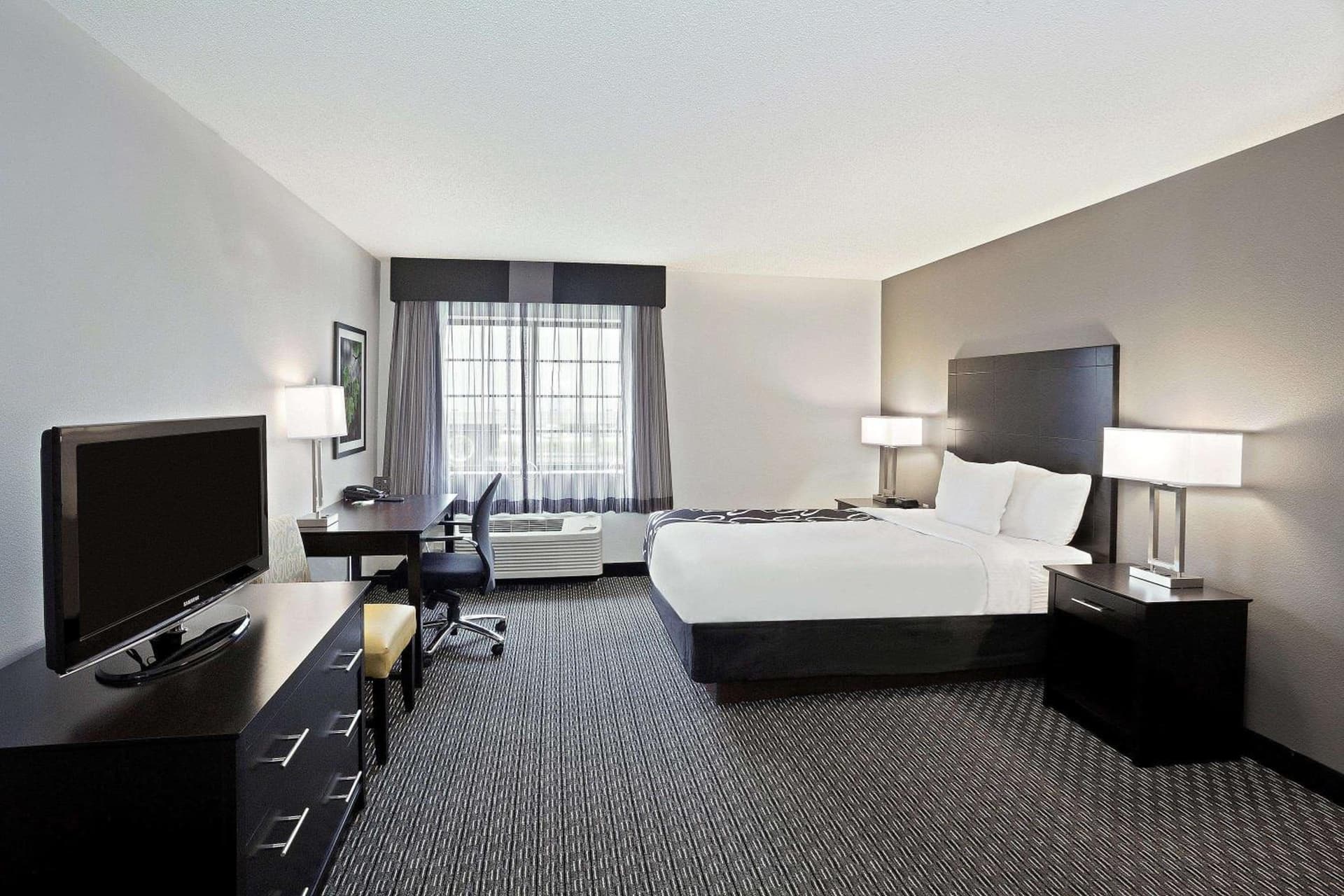 La Quinta by Wyndham Cleveland Macedonia gallery photo in Macedonia, OH — image 32
