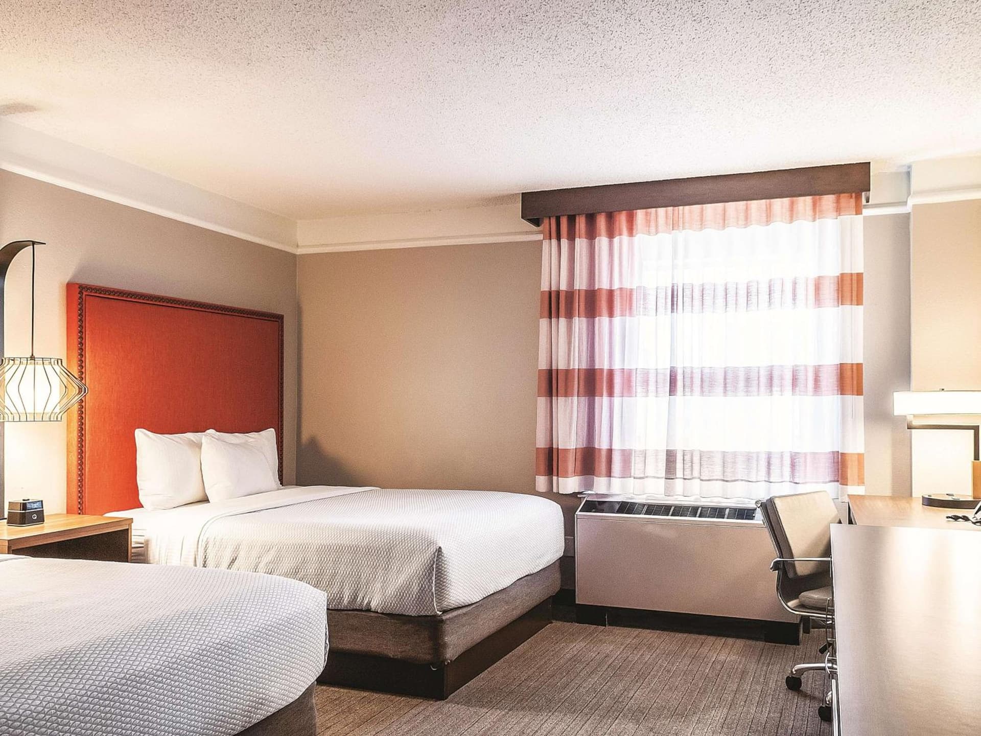 La Quinta Inn & Suites by Wyndham New Orleans Downtown gallery photo in New Orleans, LA — image 57
