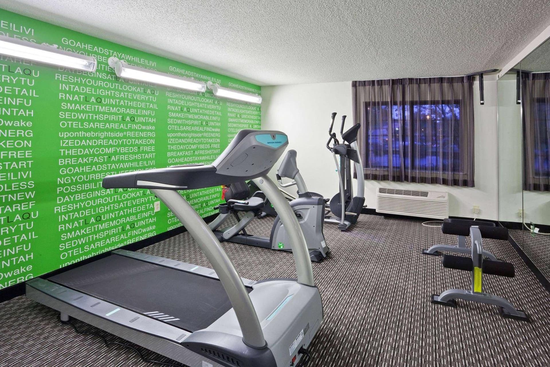 La Quinta by Wyndham Cleveland Macedonia gallery photo in Macedonia, OH — image 36