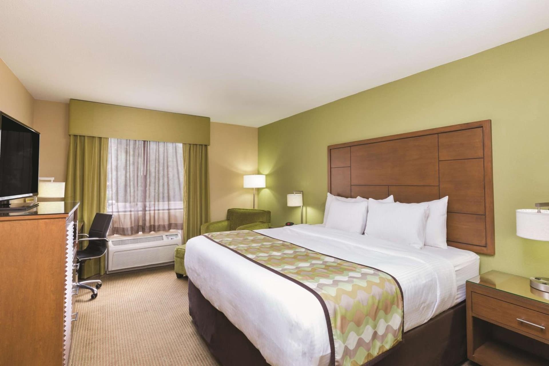 La Quinta Inn by Wyndham Austin North interior in Austin, TX — gallery photo 2