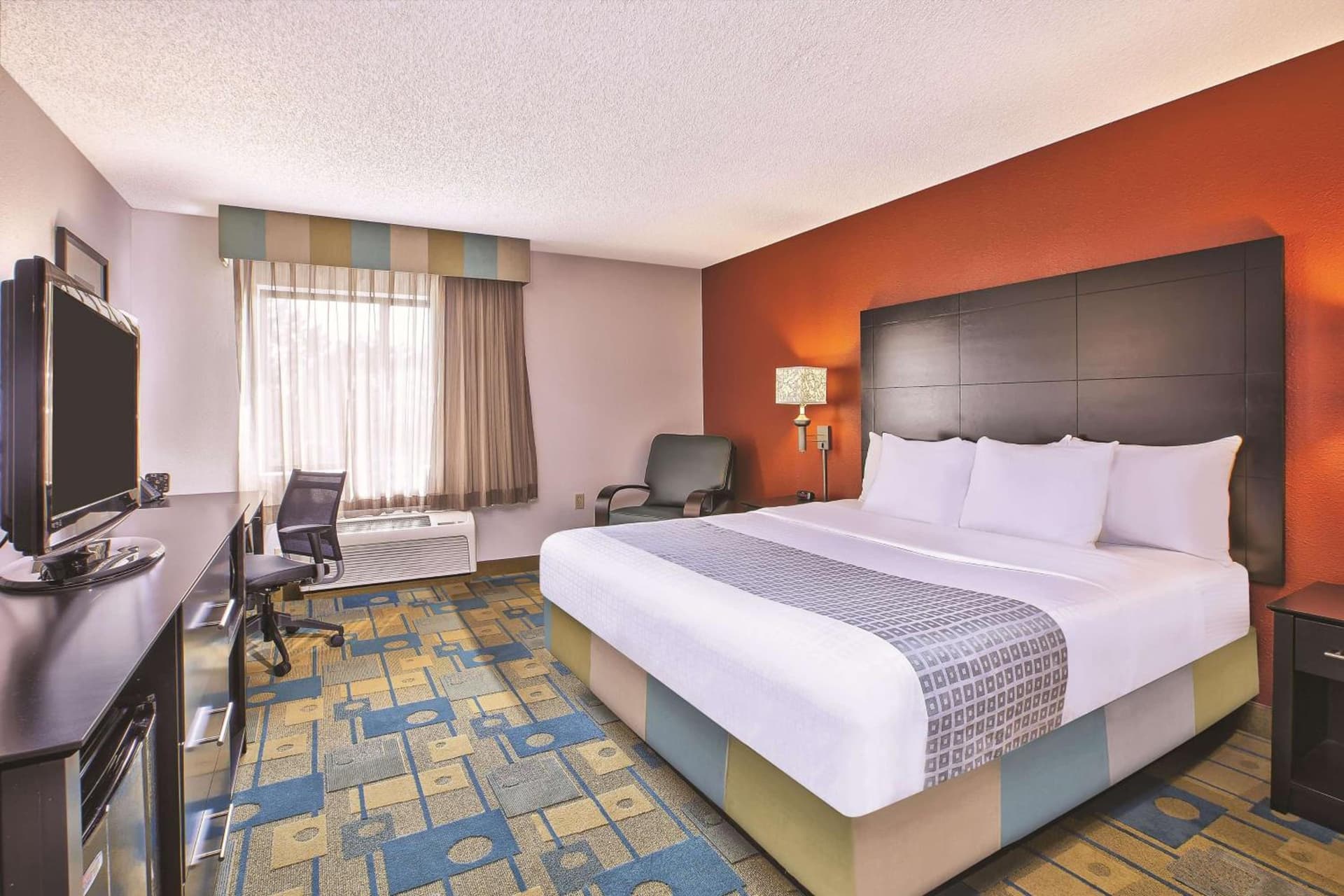 La Quinta Inn by Wyndham Toledo Perrysburg gallery photo in Perrysburg, OH — image 19