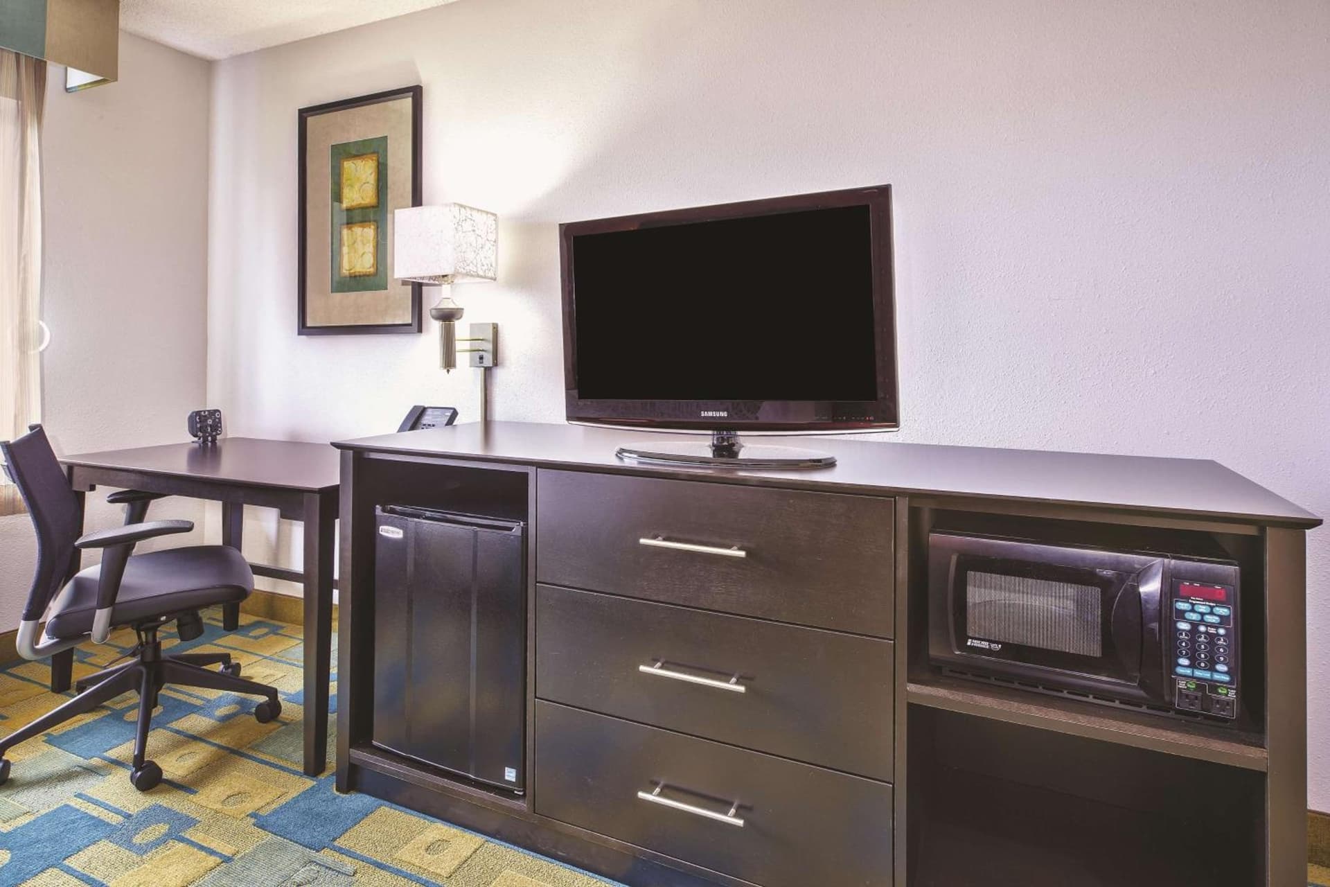 La Quinta Inn by Wyndham Toledo Perrysburg gallery photo in Perrysburg, OH — image 30