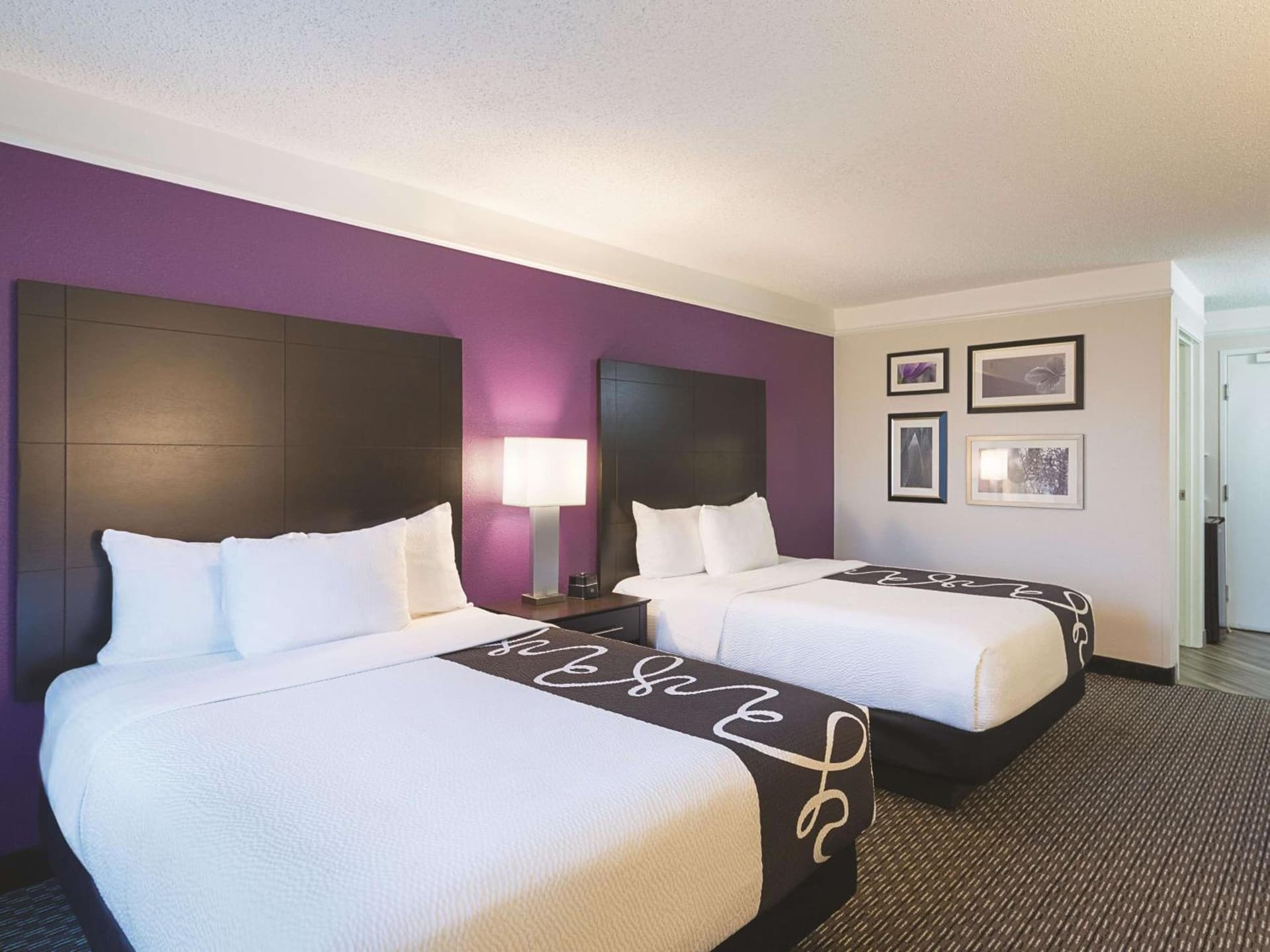 La Quinta by Wyndham Austin Round Rock interior in Round Rock, TX — gallery photo 2