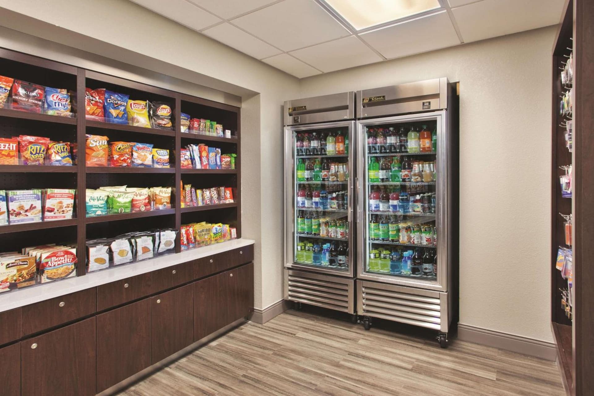 La Quinta Inn & Suites by Wyndham Charleston Riverview gallery photo in Charleston, SC — image 22