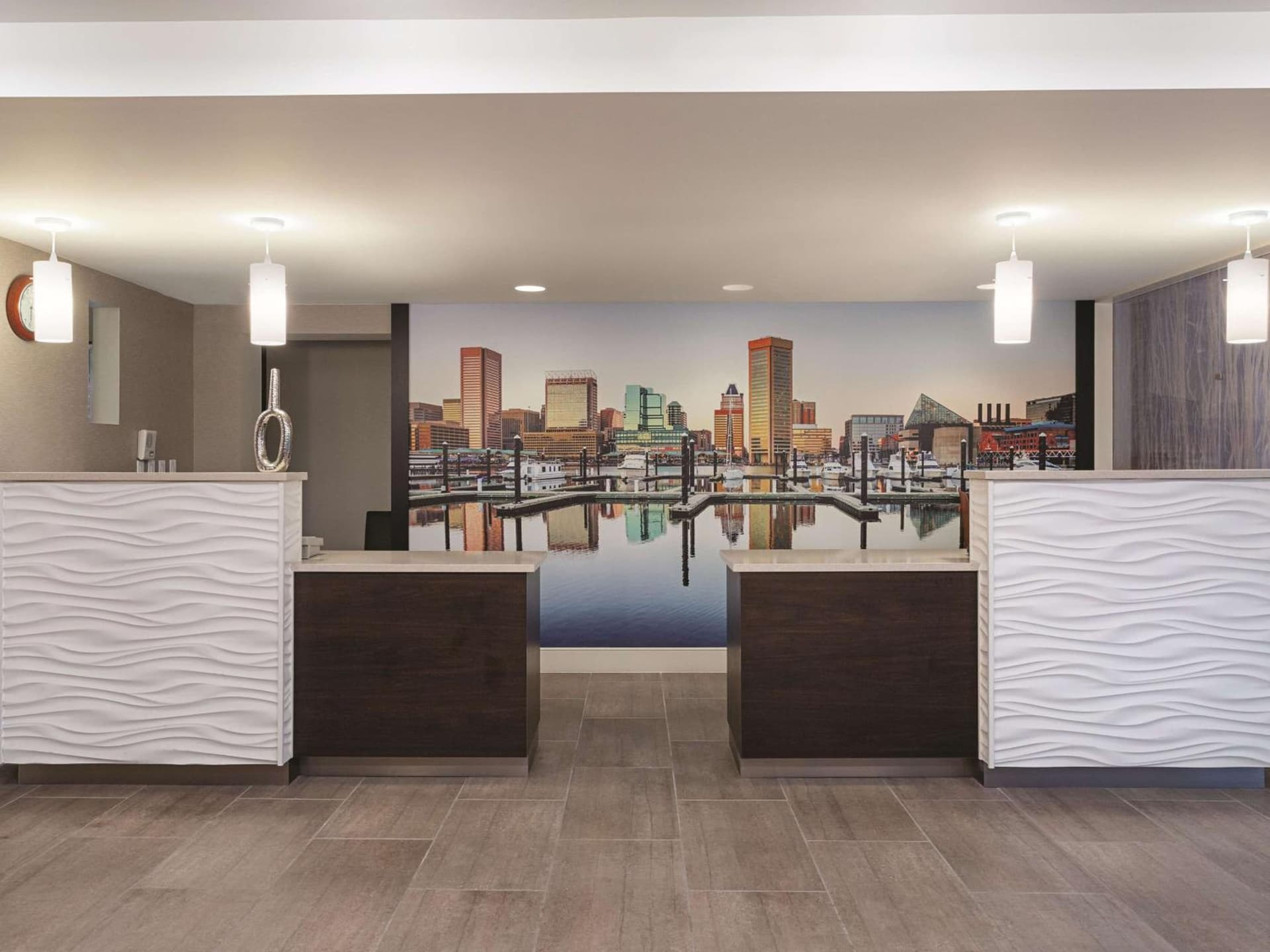 La Quinta by Wyndham Baltimore N / White Marsh gallery photo in Baltimore, MD — image 19
