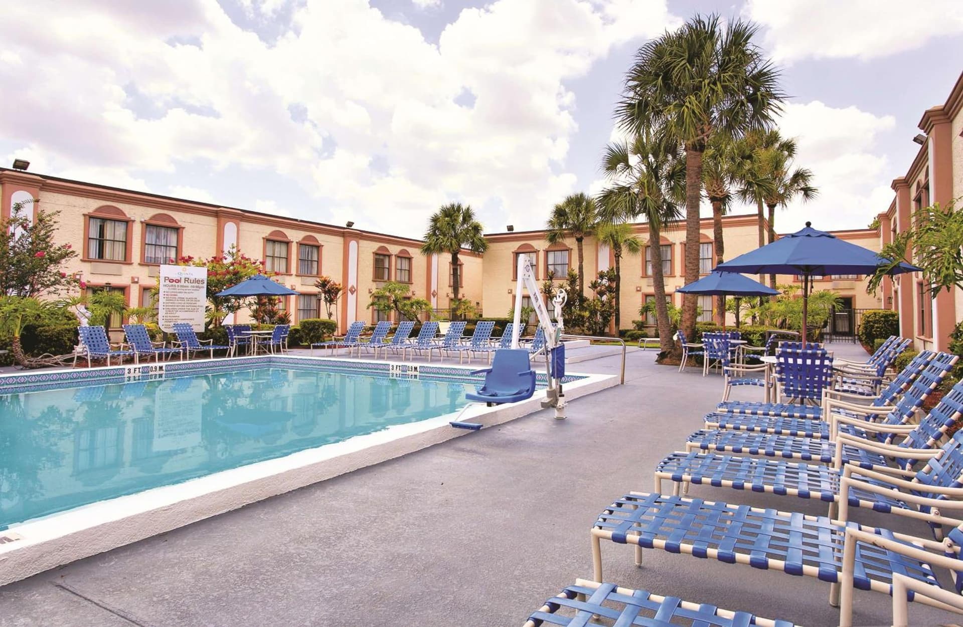La Quinta Inn by Wyndham Orlando International Drive North gallery photo in Orlando, FL — image 36