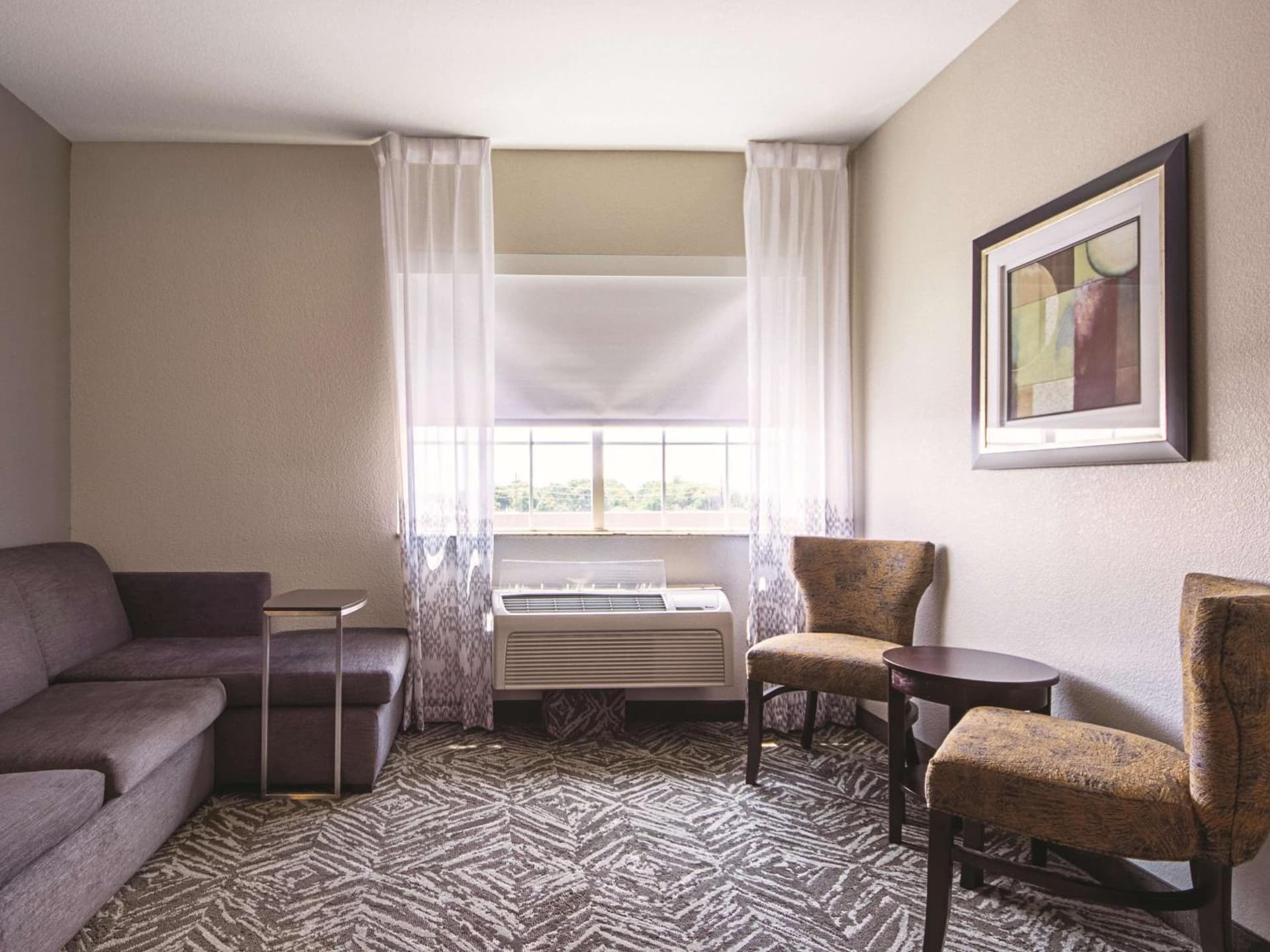 La Quinta by Wyndham McKinney interior in McKinney, TX — gallery photo 2