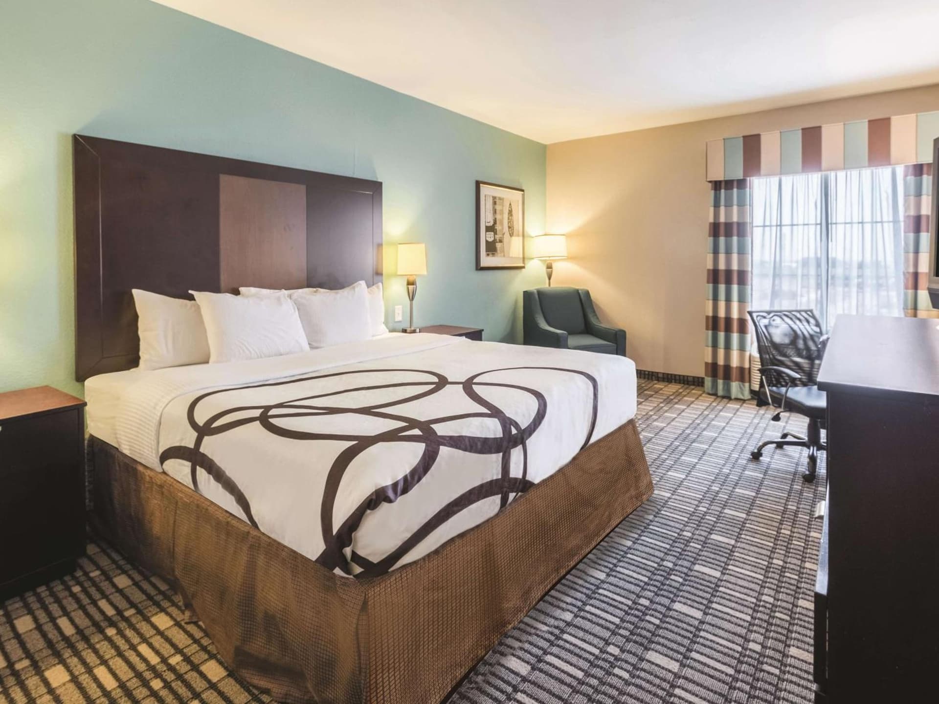 La Quinta by Wyndham Fort Worth - Lake Worth gallery photo in Fort Worth, TX — image 64