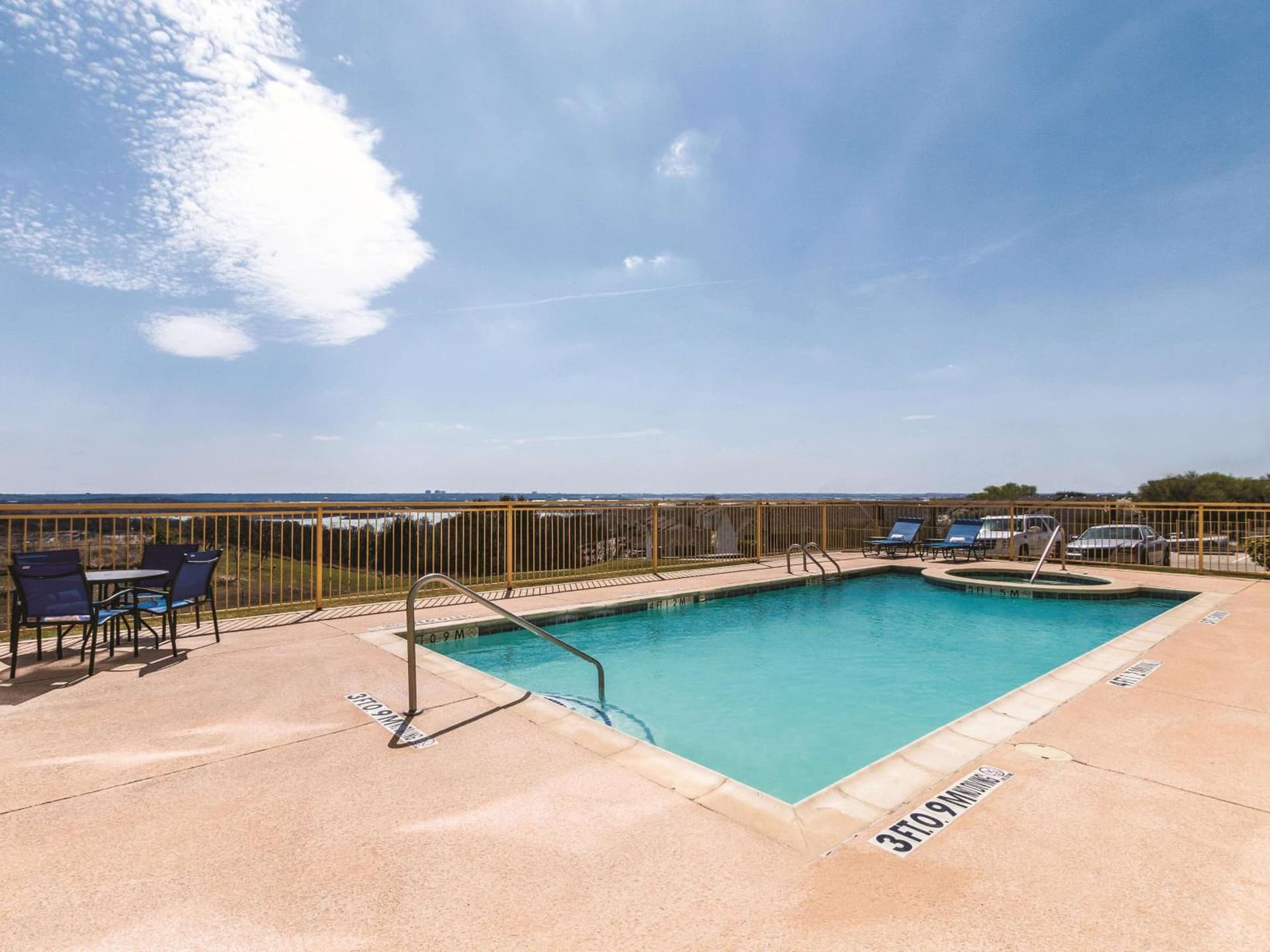 La Quinta by Wyndham Fort Worth - Lake Worth gallery photo in Fort Worth, TX — image 75