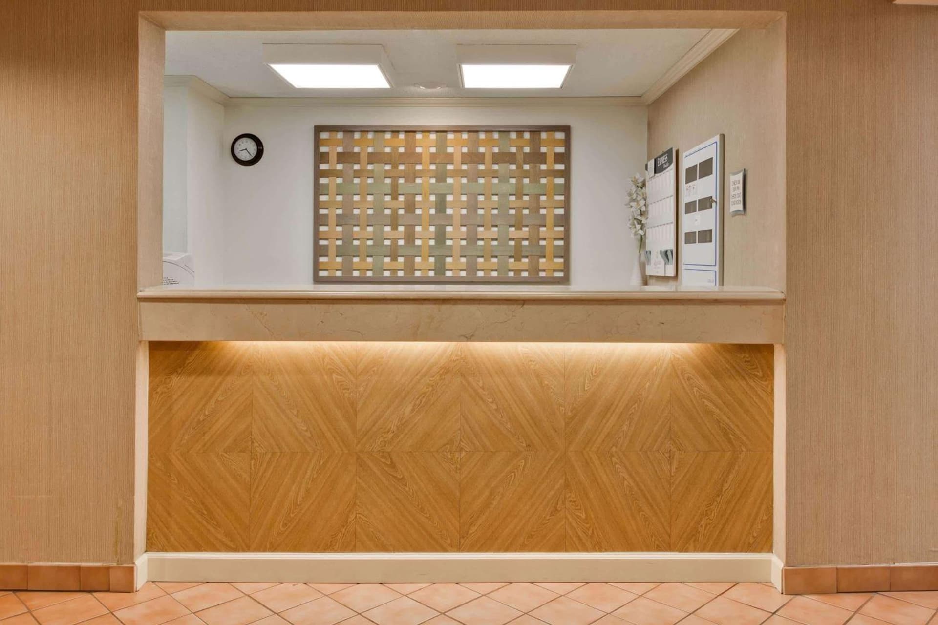 La Quinta by Wyndham Lakeland East gallery photo in Lakeland, FL — image 6