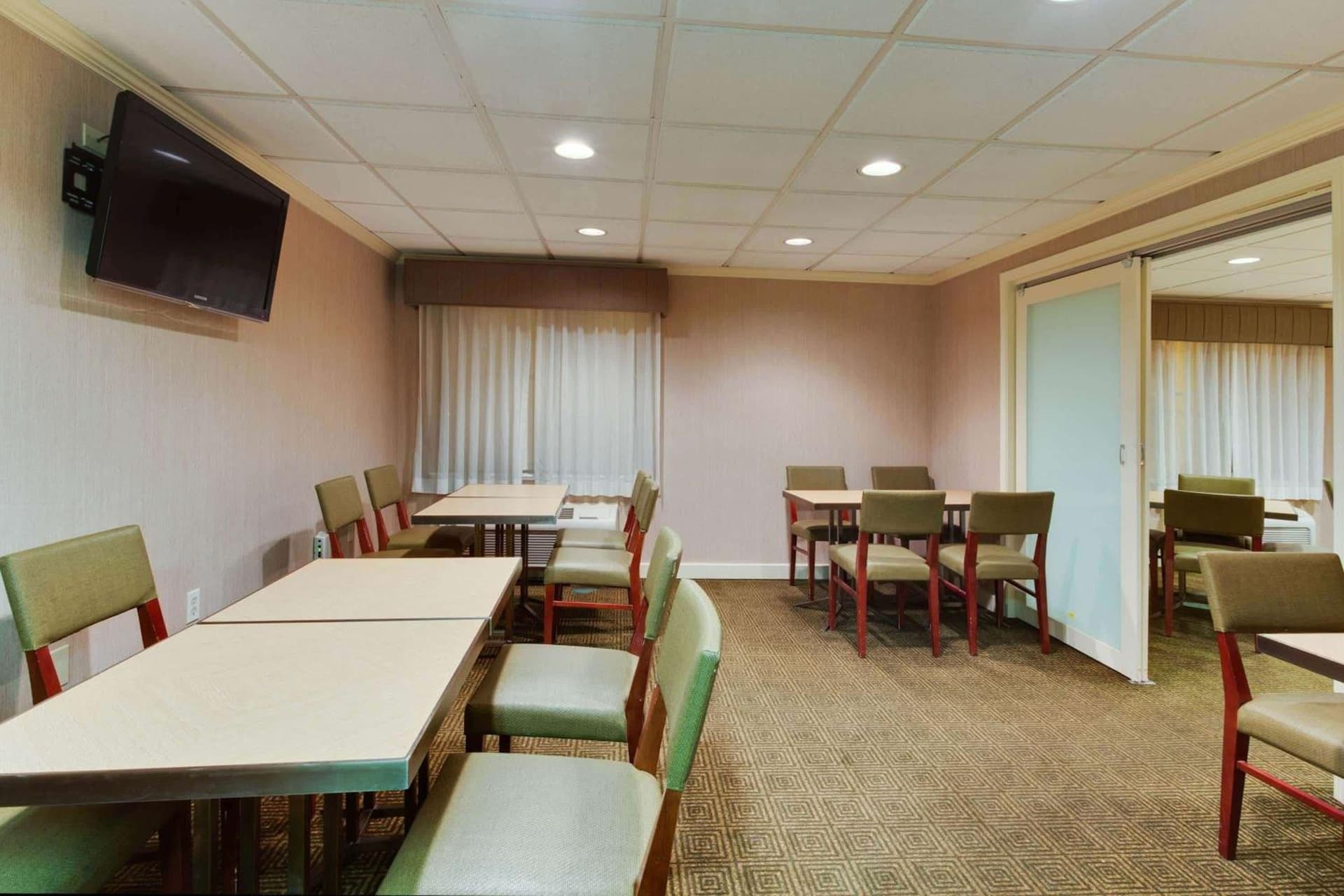 La Quinta by Wyndham Lakeland East gallery photo in Lakeland, FL — image 5