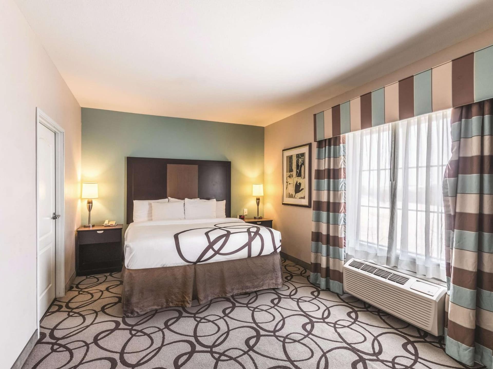 La Quinta by Wyndham Fort Worth - Lake Worth gallery photo in Fort Worth, TX — image 31