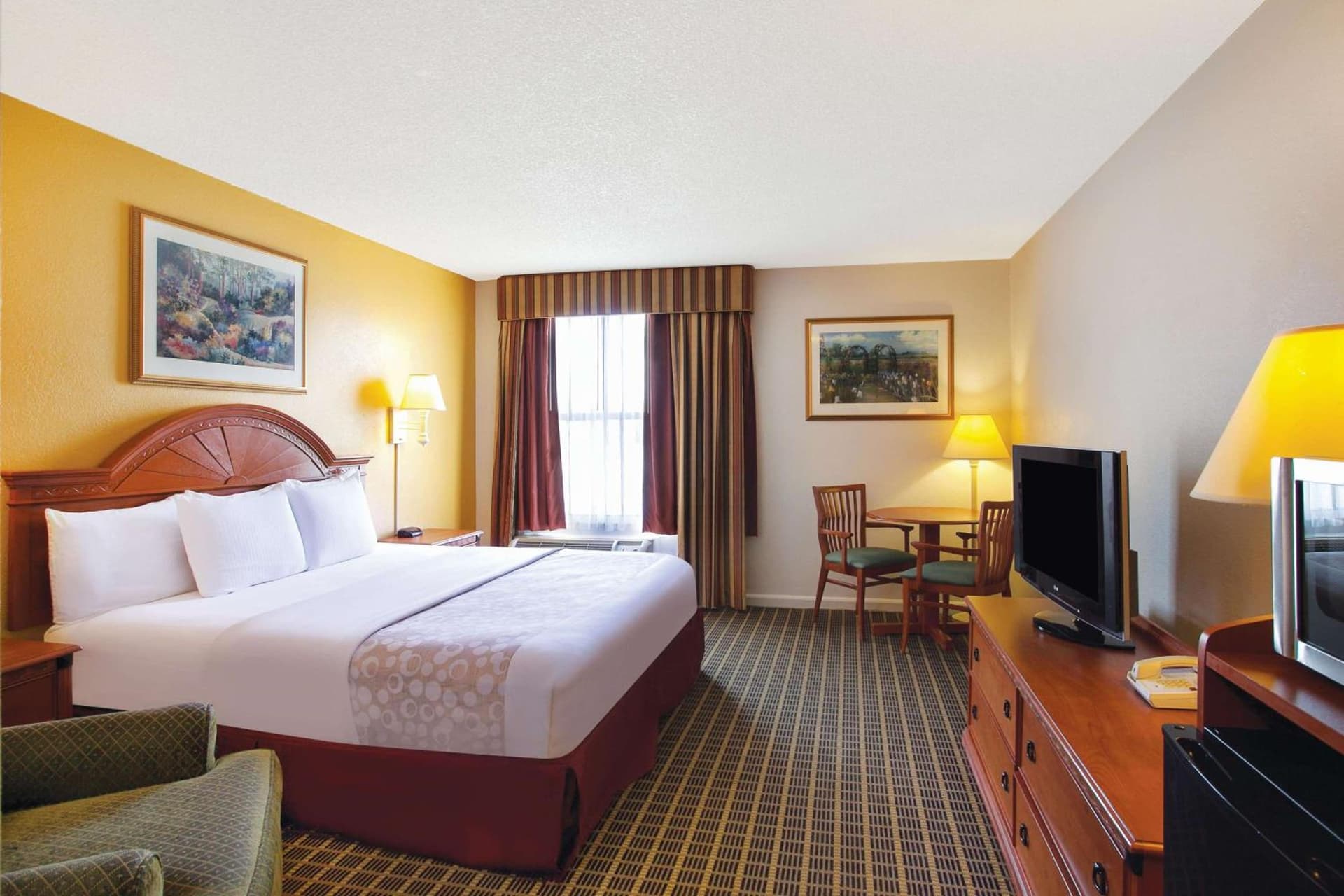 La Quinta Inn by Wyndham Orlando International Drive North gallery photo in Orlando, FL — image 42