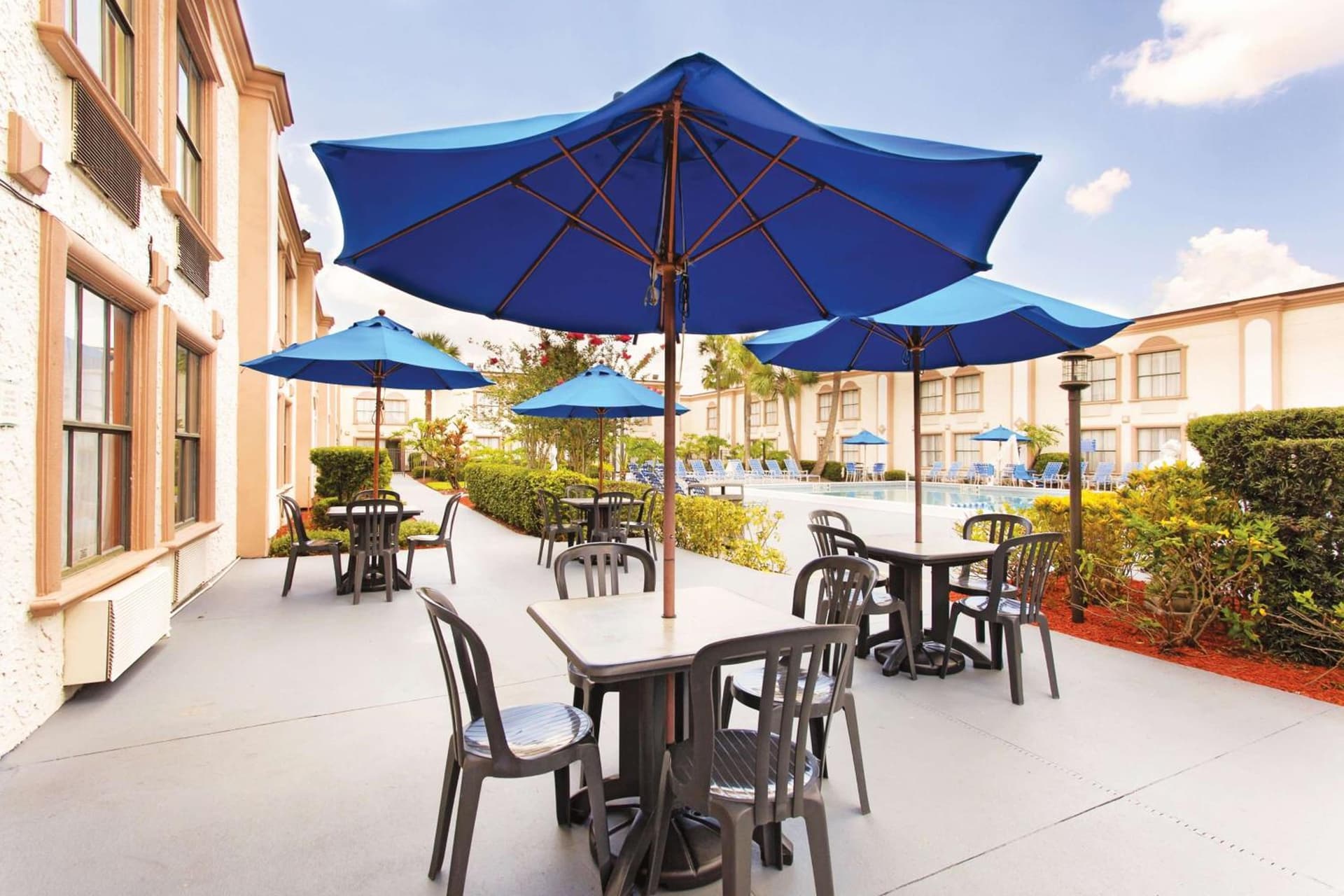 La Quinta Inn by Wyndham Orlando International Drive North gallery photo in Orlando, FL — image 39