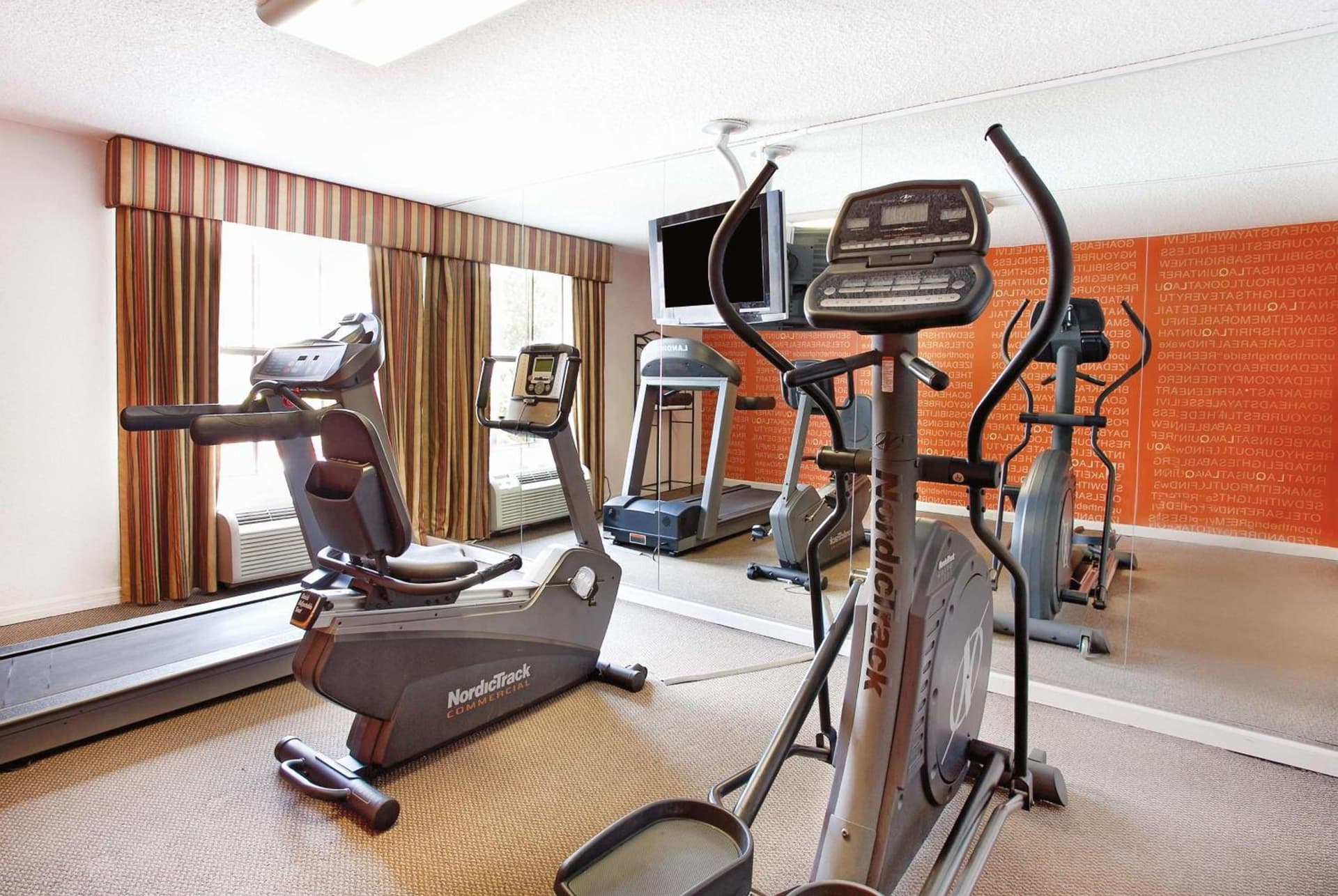 La Quinta Inn by Wyndham Orlando International Drive North gallery photo in Orlando, FL — image 5