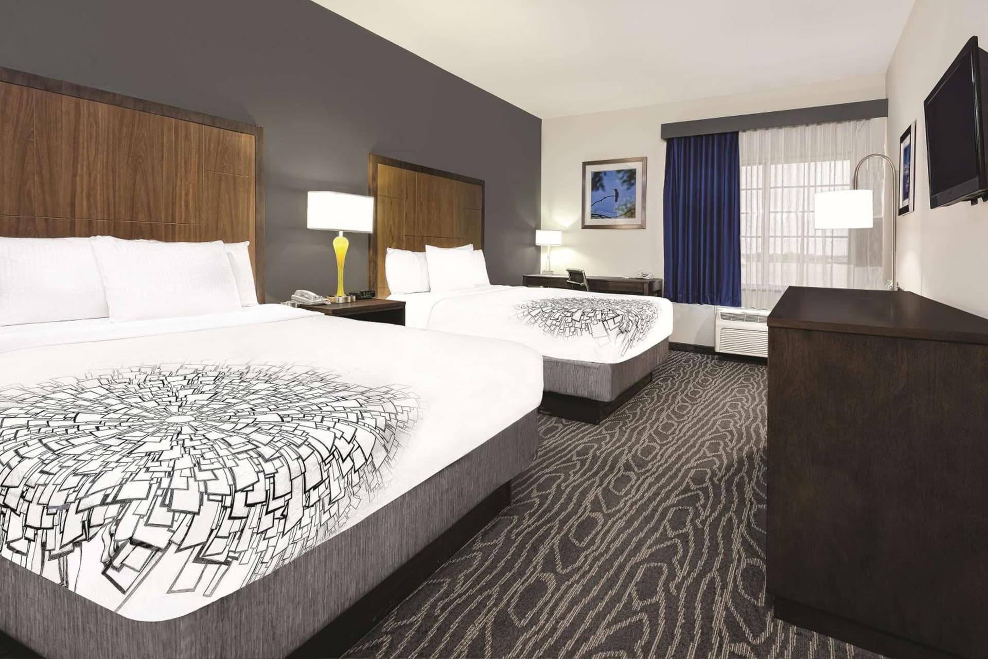 La Quinta Inn & Suites by Wyndham Mercedes Outlet Mall gallery photo in Mercedes, TX — image 27