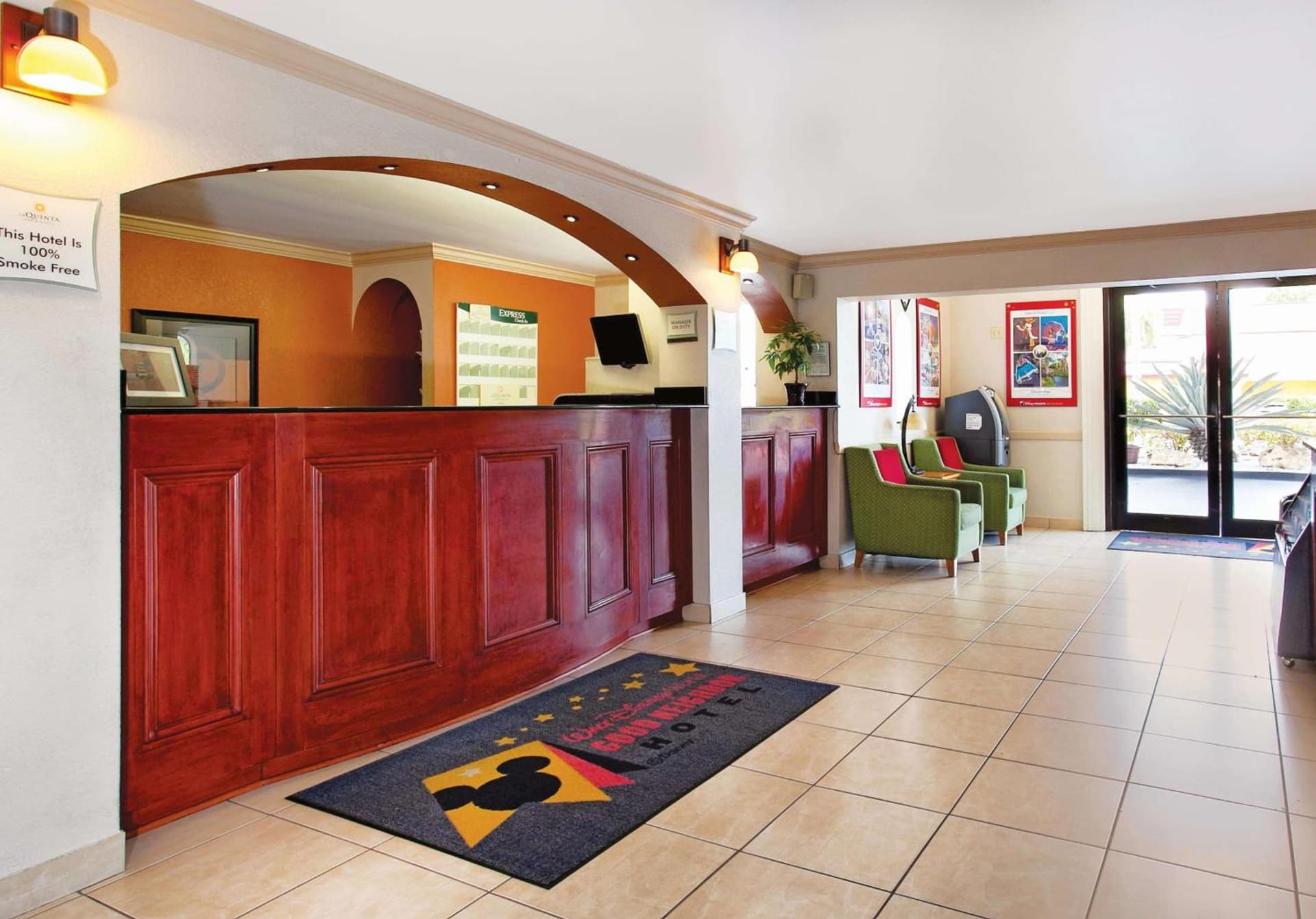La Quinta Inn by Wyndham Orlando International Drive North gallery photo in Orlando, FL — image 23