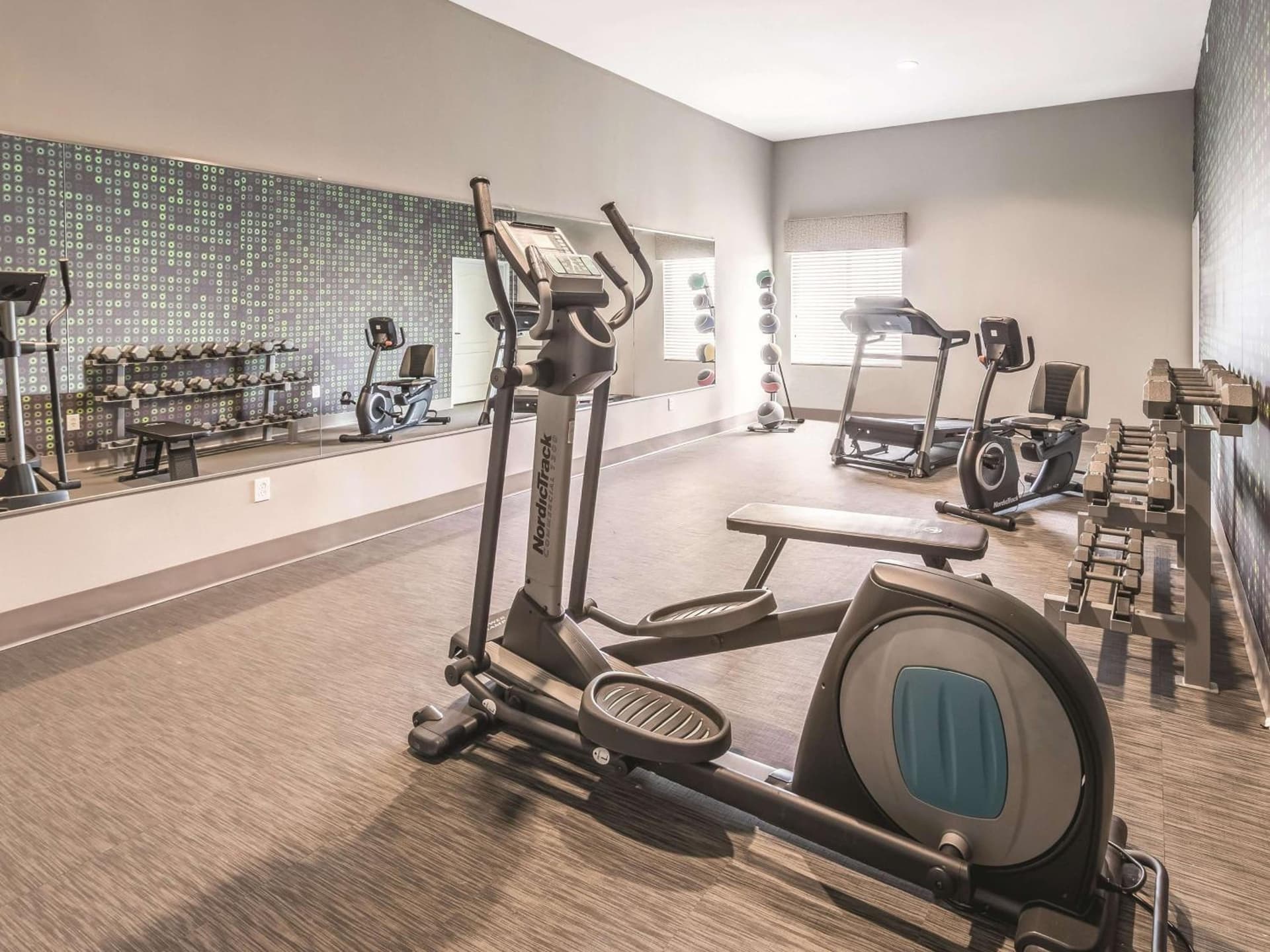 La Quinta by Wyndham Fort Worth - Lake Worth gallery photo in Fort Worth, TX — image 41