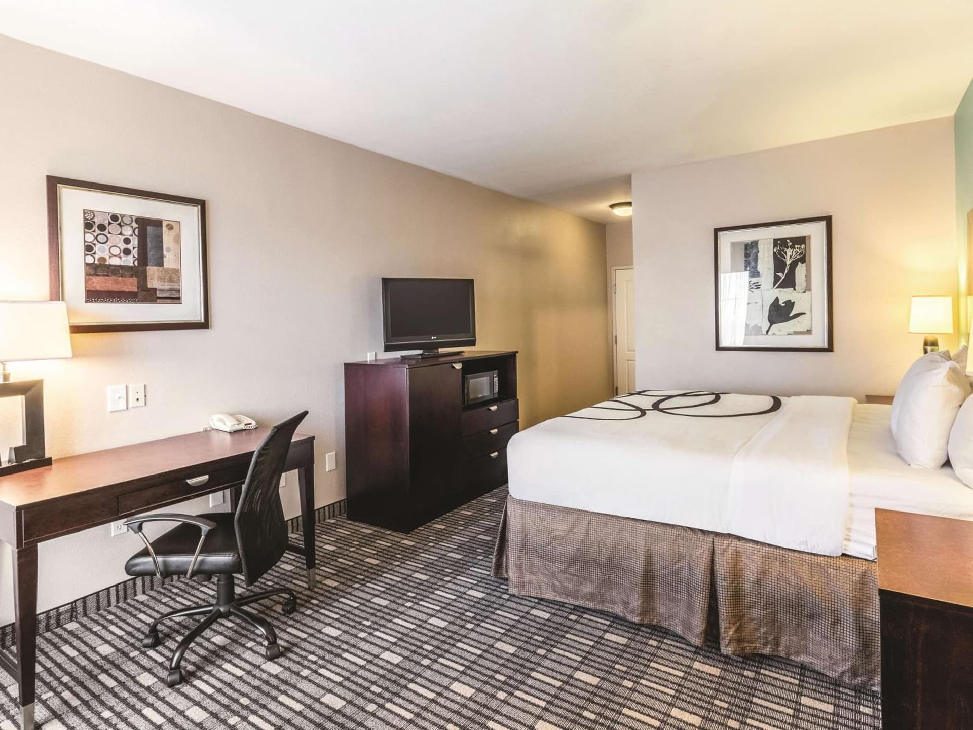 La Quinta by Wyndham Fort Worth - Lake Worth gallery photo in Fort Worth, TX — image 53