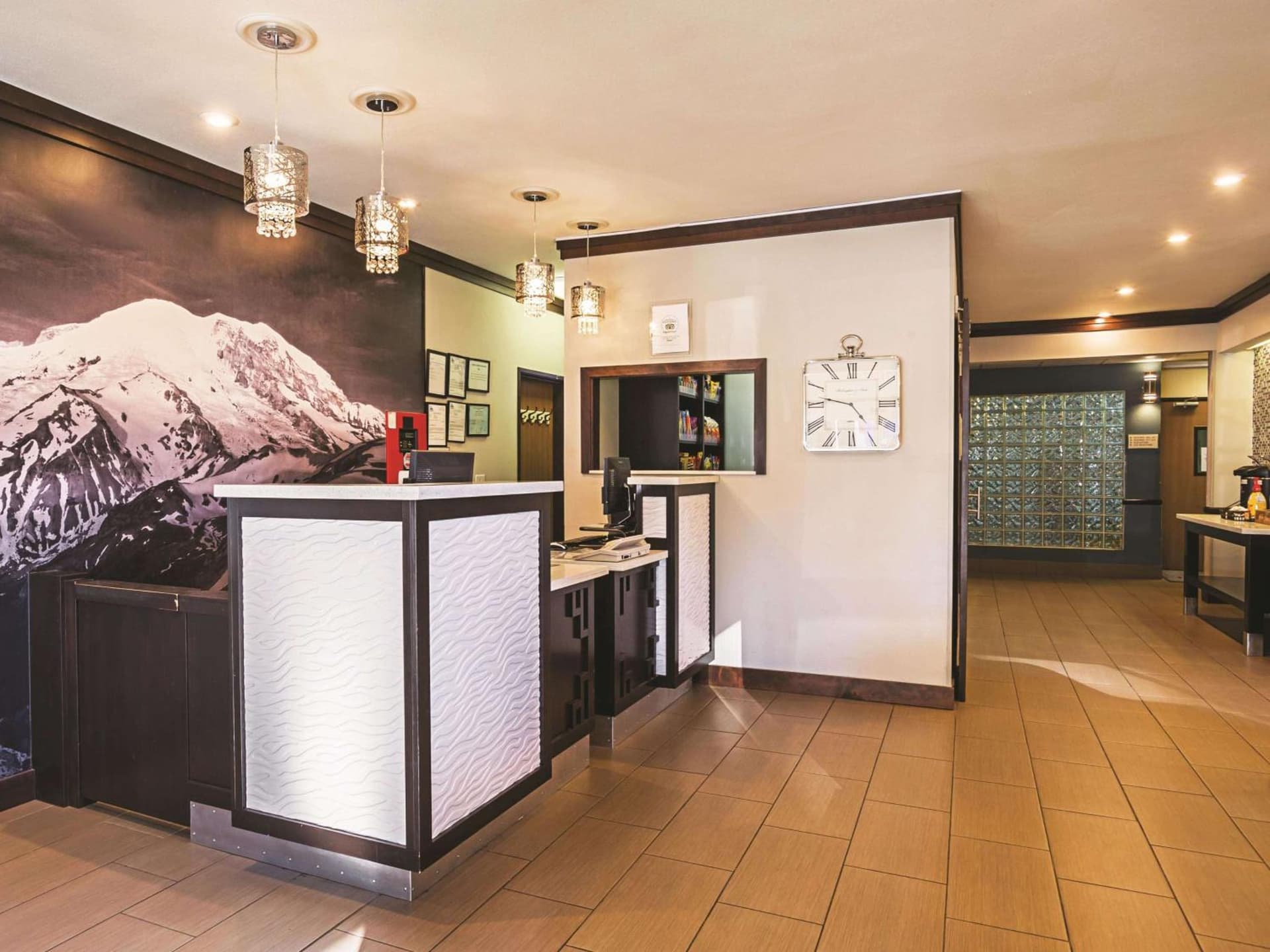 La Quinta Inn by Wyndham Olympia - Lacey gallery photo in Lacey, WA — image 23
