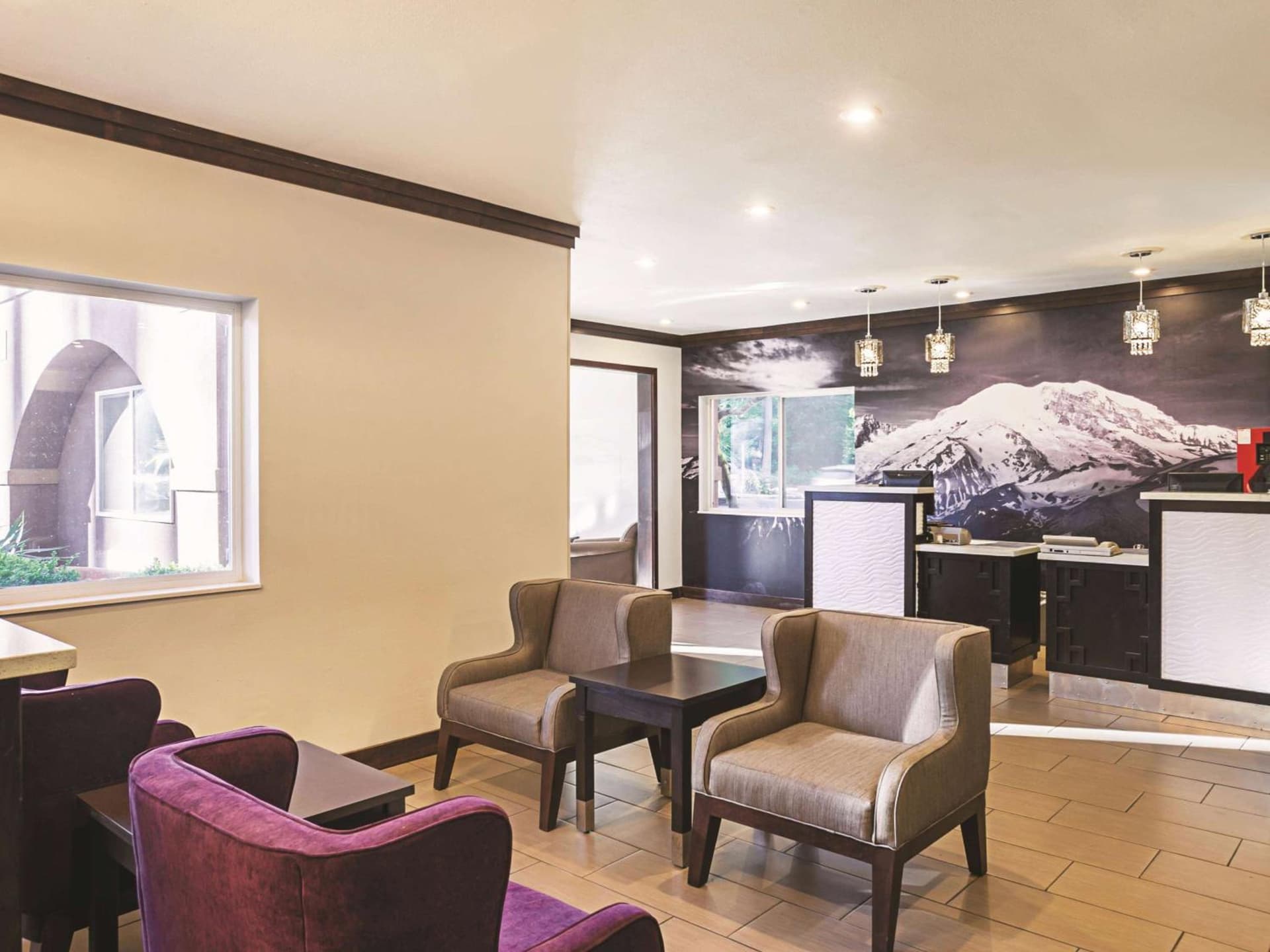 La Quinta Inn by Wyndham Olympia - Lacey gallery photo in Lacey, WA — image 18