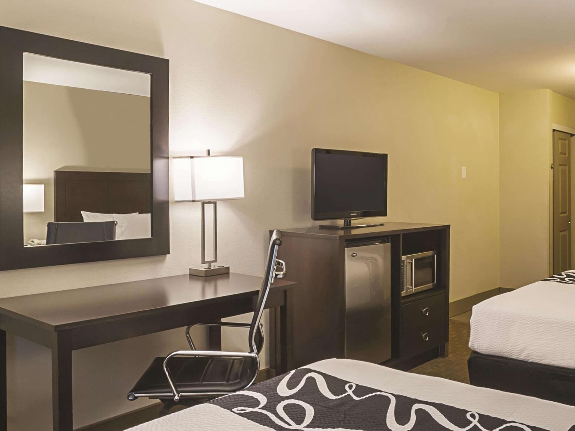 La Quinta Inn by Wyndham Olympia - Lacey gallery photo in Lacey, WA — image 19