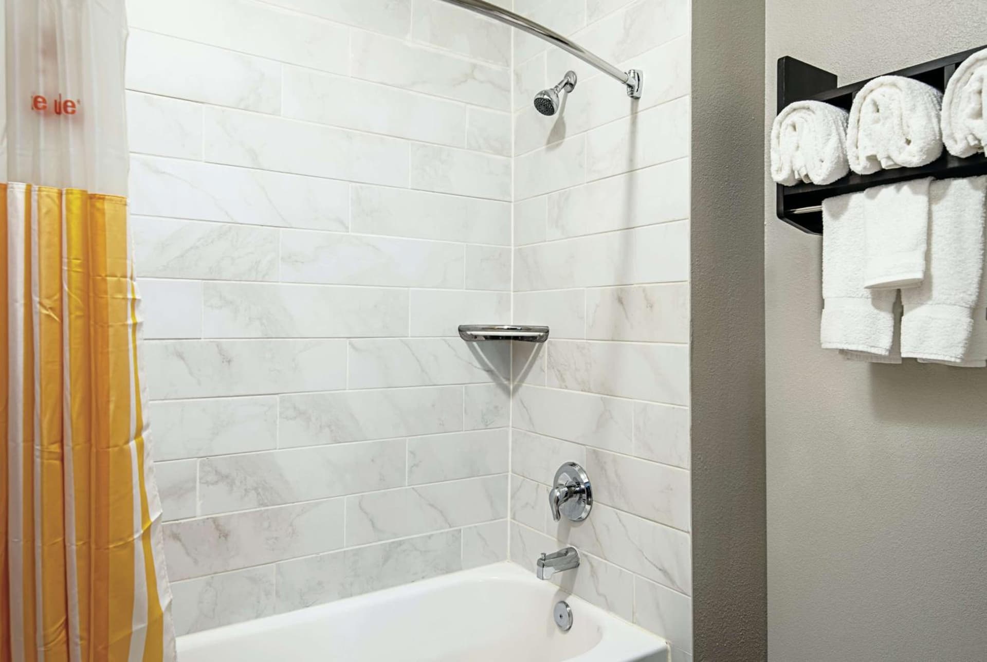 La Quinta Inn by Wyndham Livermore property views in Livermore, CA — gallery photo 3