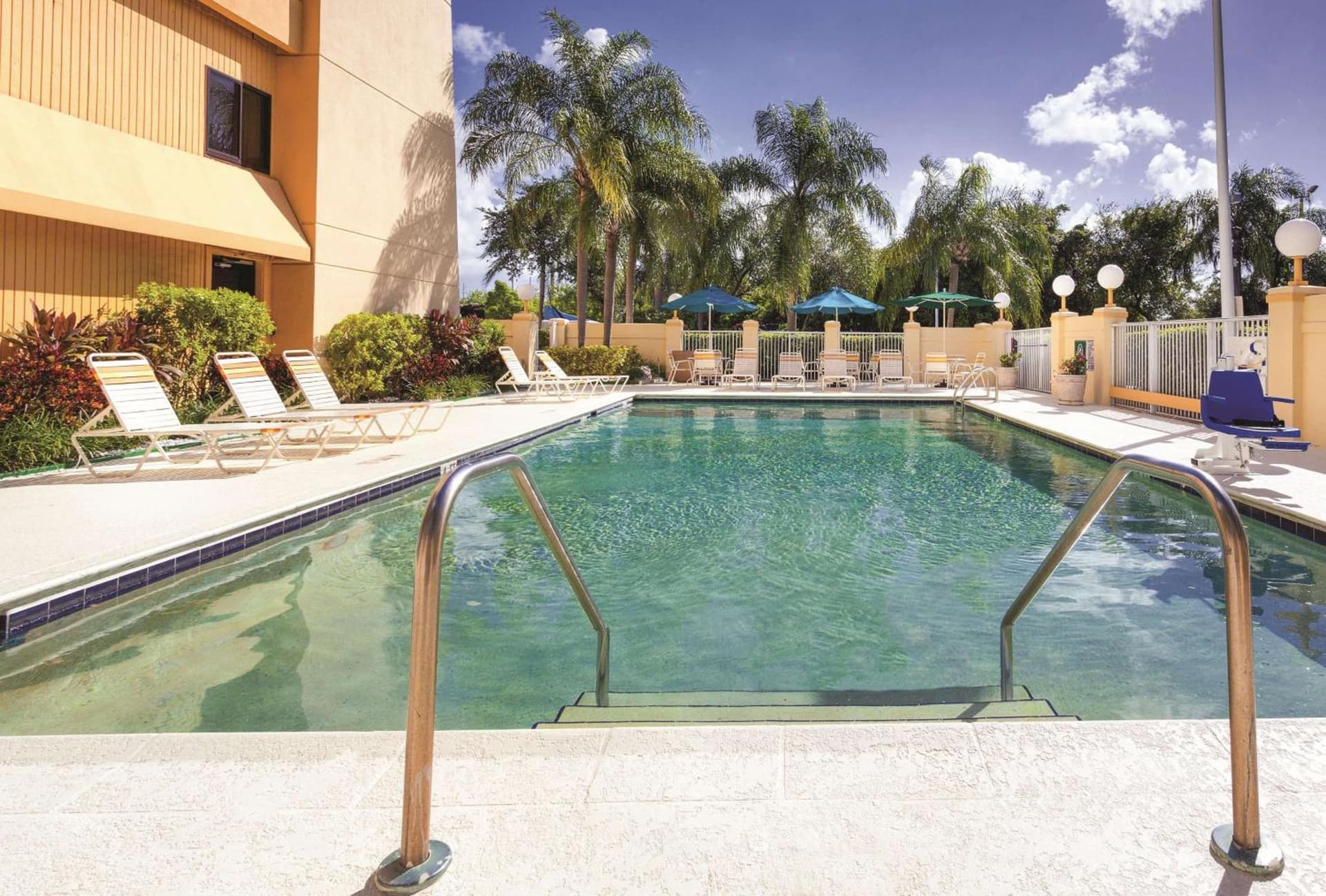La Quinta by Wyndham Miami Airport East gallery photo in Miami, FL — image 30
