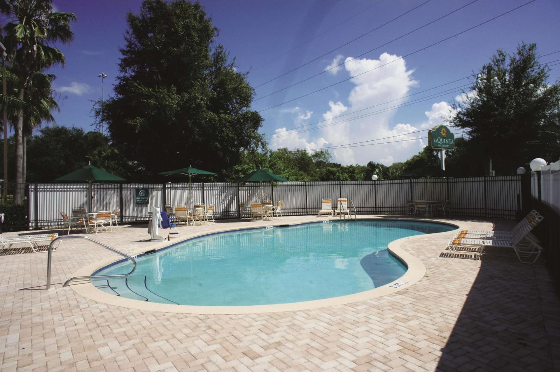 La Quinta by Wyndham Tampa Brandon West property views in Tampa, FL — gallery photo 3
