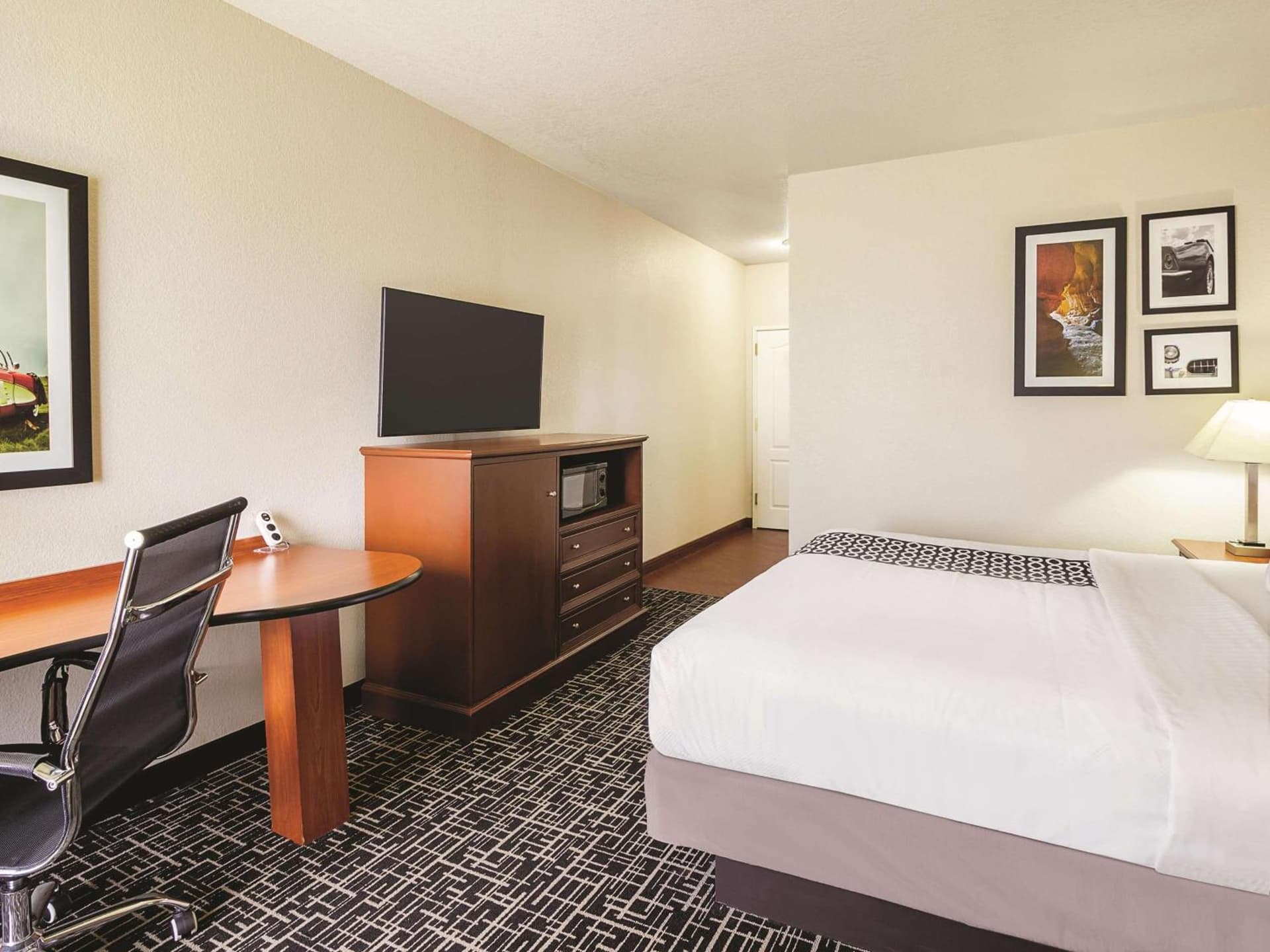La Quinta by Wyndham Bowling Green gallery photo in Bowling Green, KY — image 47