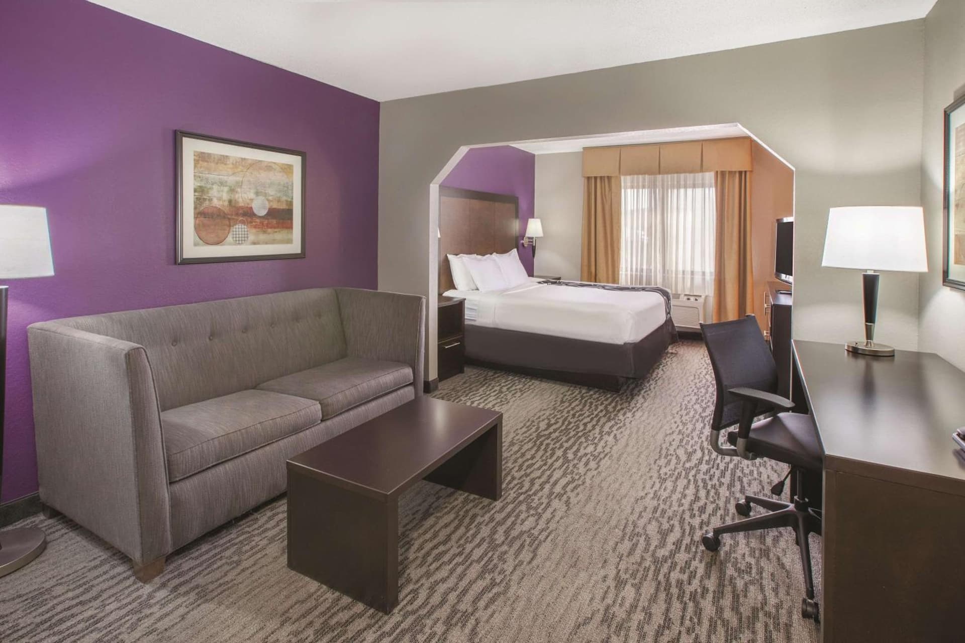 La Quinta by Wyndham Erie gallery photo in Erie, PA — image 34