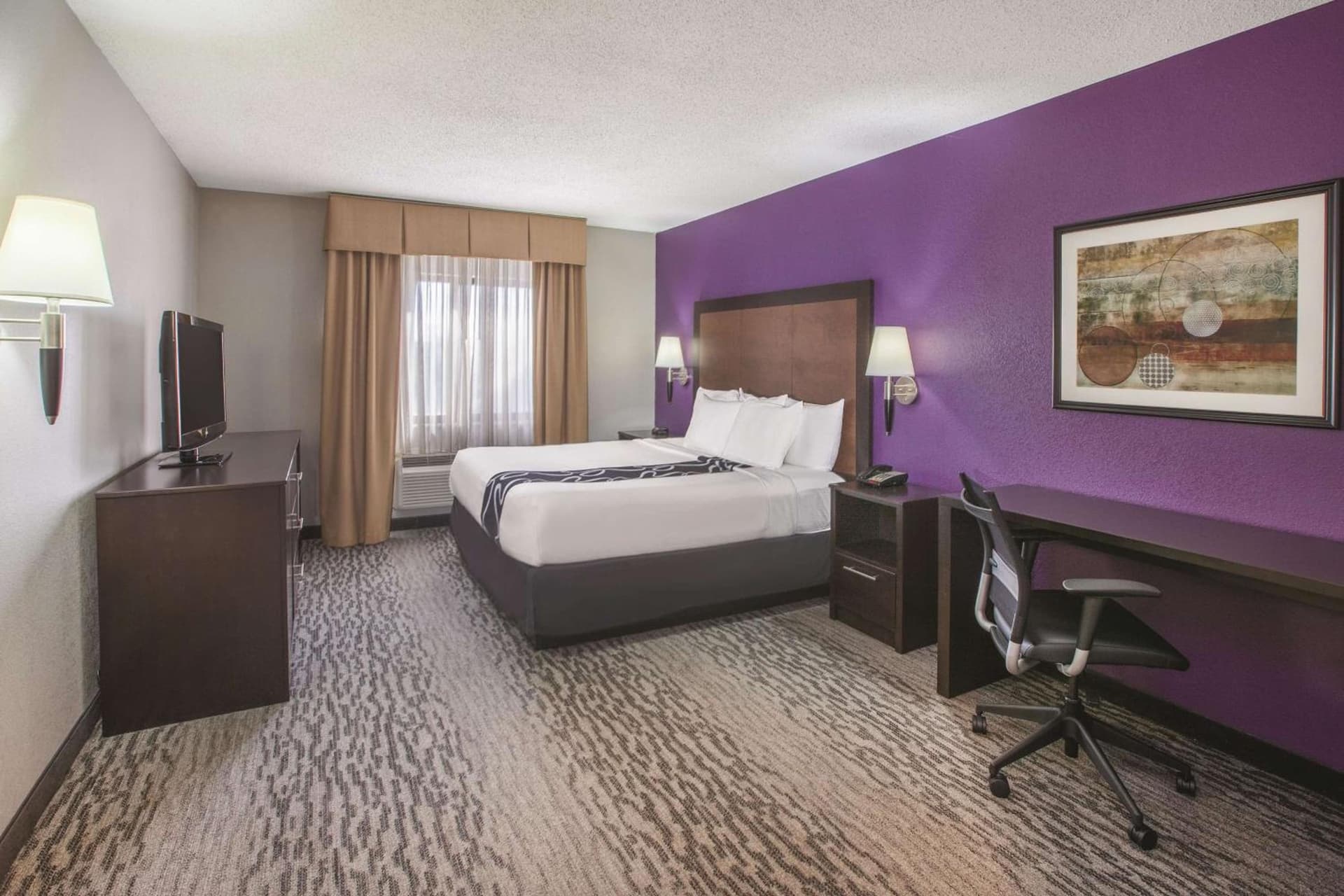 La Quinta by Wyndham Erie gallery photo in Erie, PA — image 26
