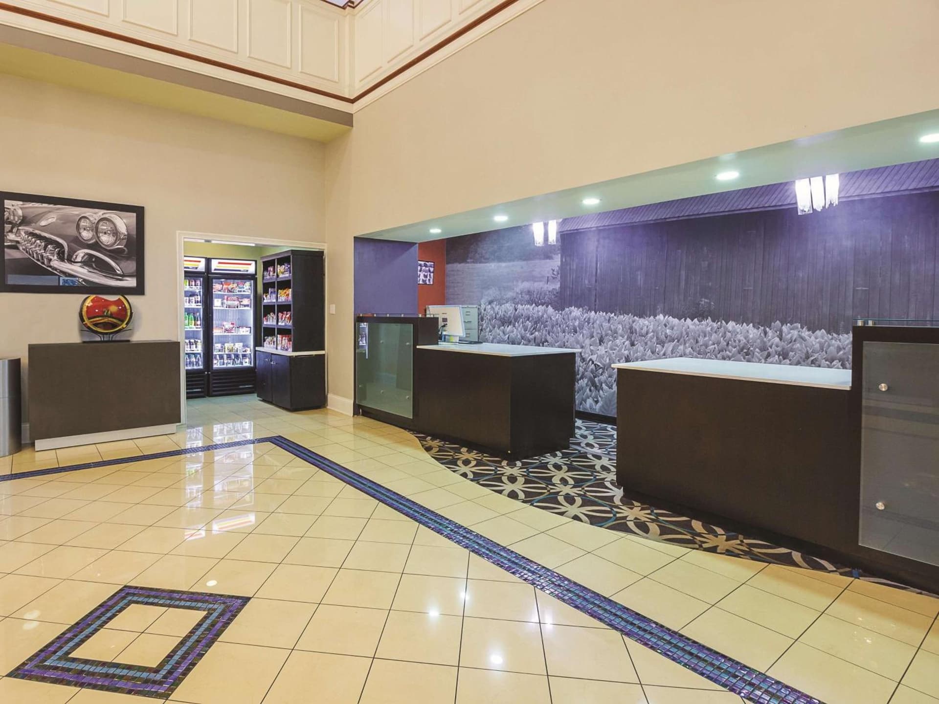 La Quinta by Wyndham Bowling Green gallery photo in Bowling Green, KY — image 65