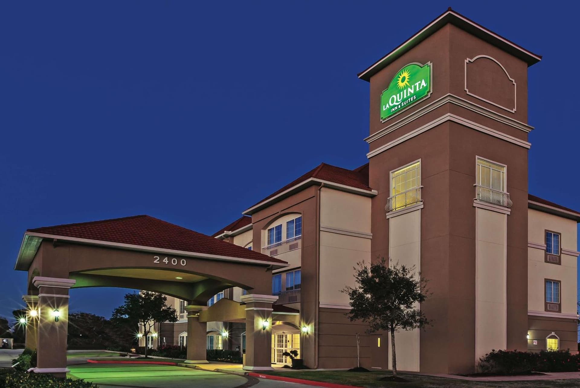 La Quinta by Wyndham Angleton featured exterior or lobby in Angleton, TX — similar hotel