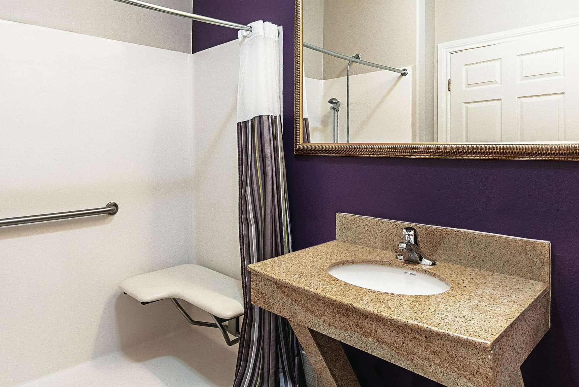 La Quinta by Wyndham Alamo-McAllen East gallery photo in Alamo, TX — image 55
