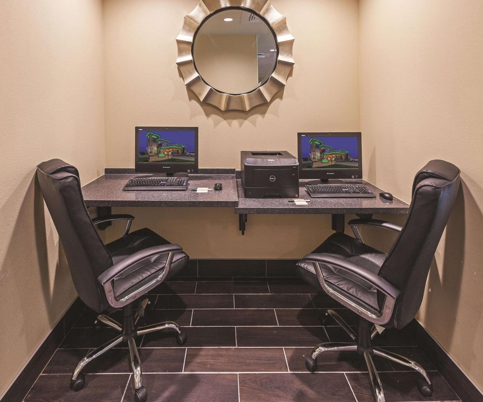 La Quinta by Wyndham Wichita Falls - MSU Area gallery photo in Wichita Falls, TX — image 41