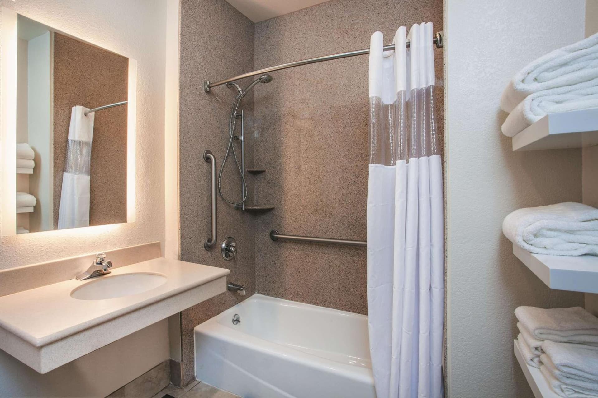 La Quinta by Wyndham Dublin - Pleasanton gallery photo in Dublin, CA — image 25