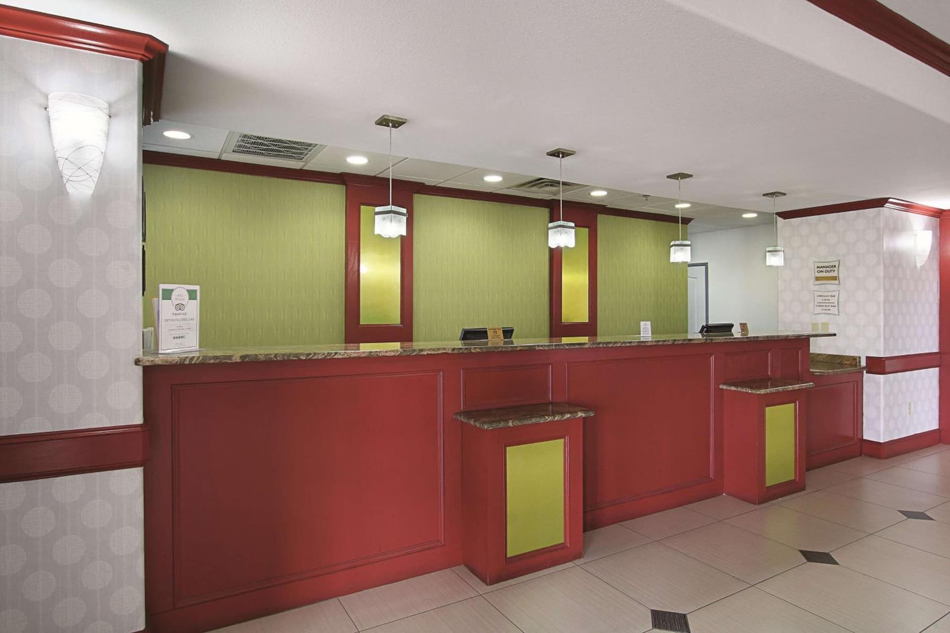 La Quinta Inn & Suites by Wyndham South Dallas - Hutchins gallery photo in Hutchins, TX — image 32