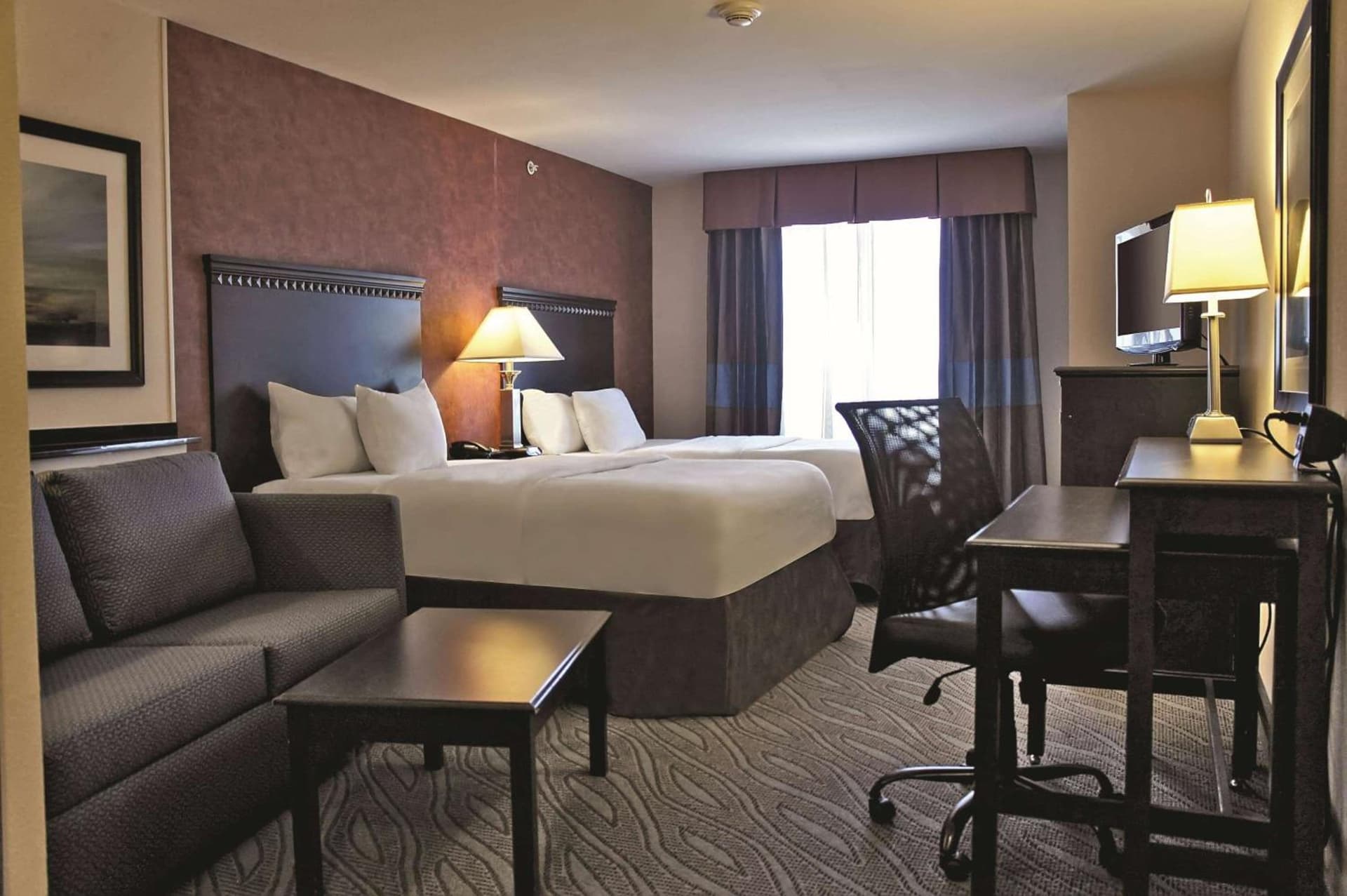 La Quinta by Wyndham Edmond gallery photo in Edmond, OK — image 7