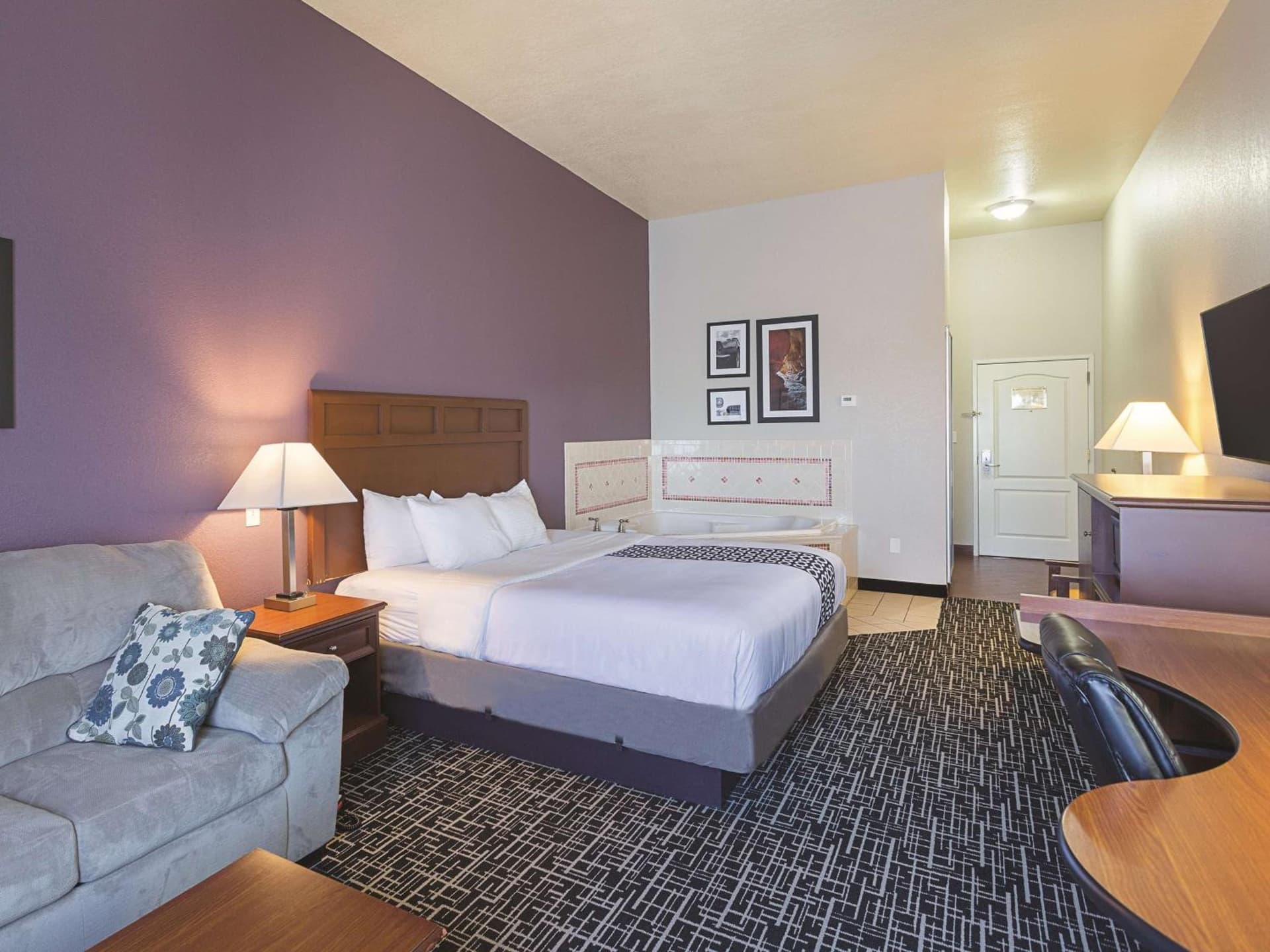 La Quinta by Wyndham Bowling Green gallery photo in Bowling Green, KY — image 58