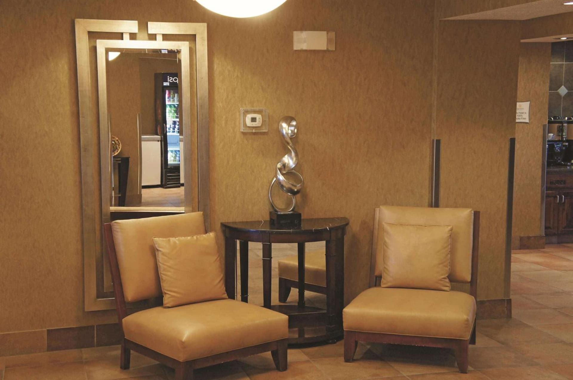 La Quinta by Wyndham Bismarck gallery photo in Bismarck, ND — image 5