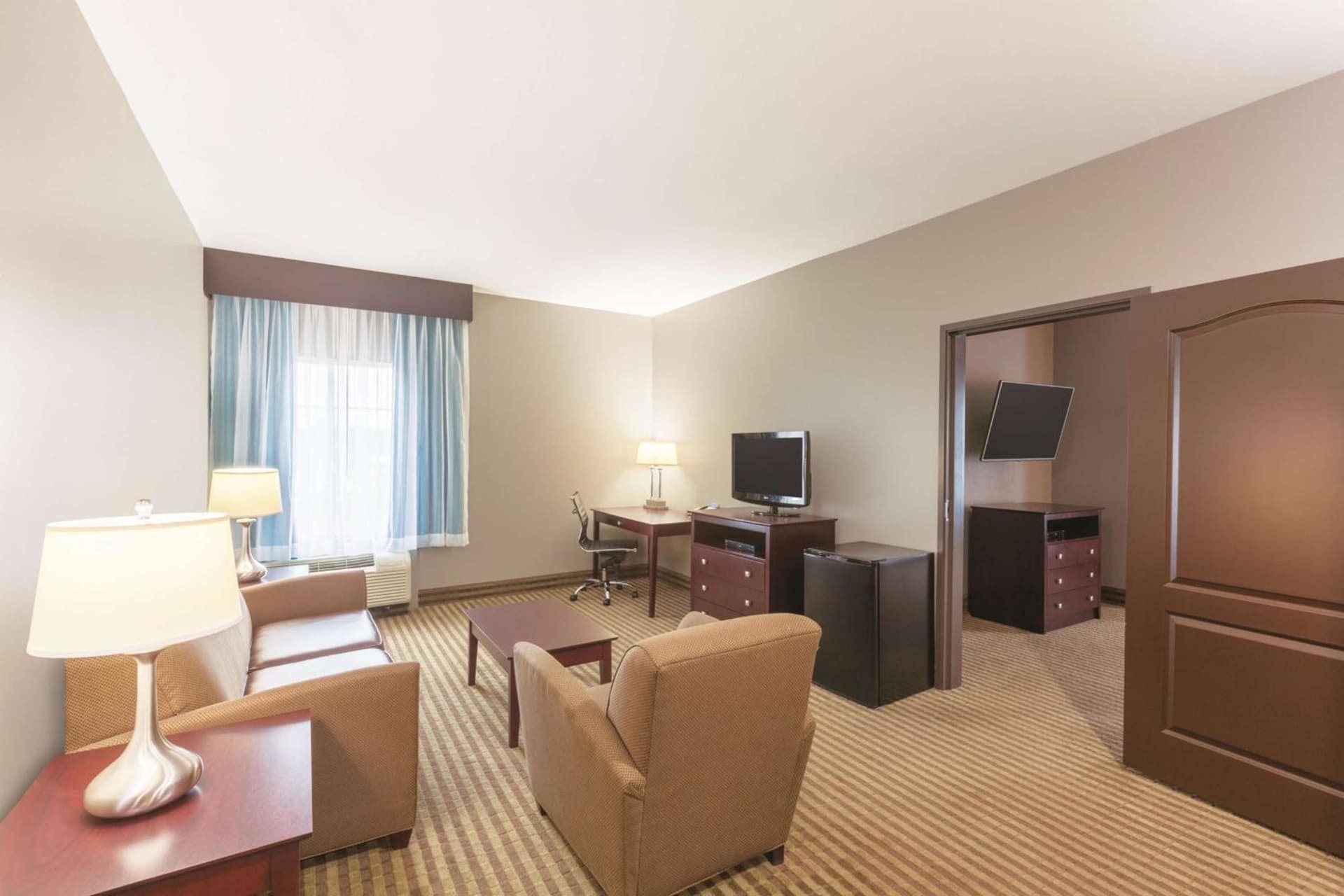 La Quinta by Wyndham Houston IAH Bush Intl Airport E gallery photo in Humble, TX — image 16