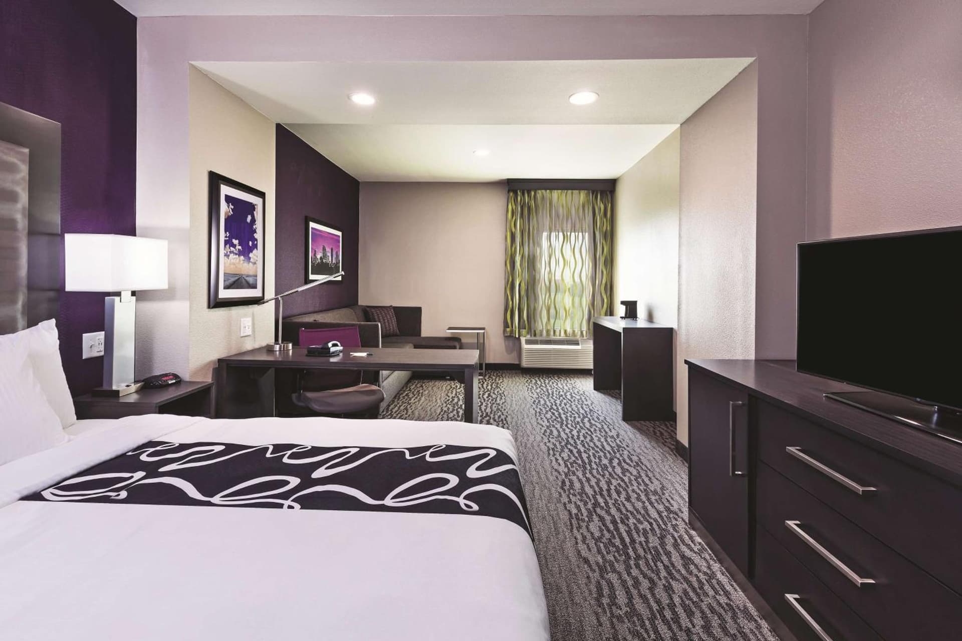 La Quinta by Wyndham College Station South gallery photo in College Station, TX — image 49
