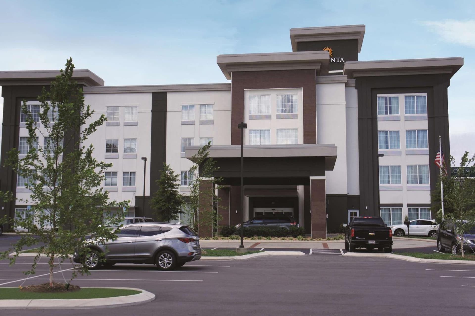 La Quinta by Wyndham Chattanooga - Lookout Mtn featured exterior or lobby in Chattanooga, TN — similar hotel