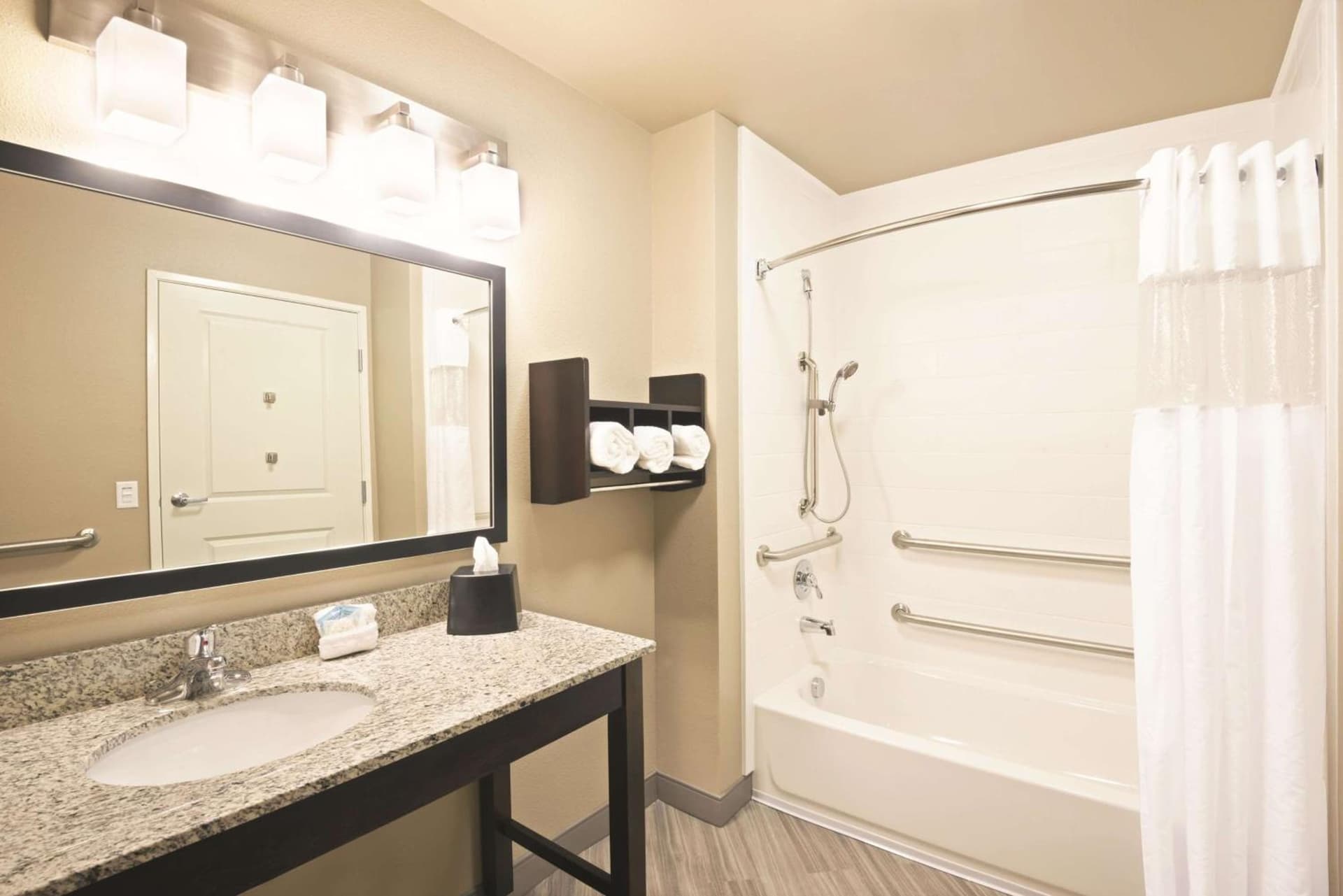 La Quinta by Wyndham Billings gallery photo in Billings, MT — image 14