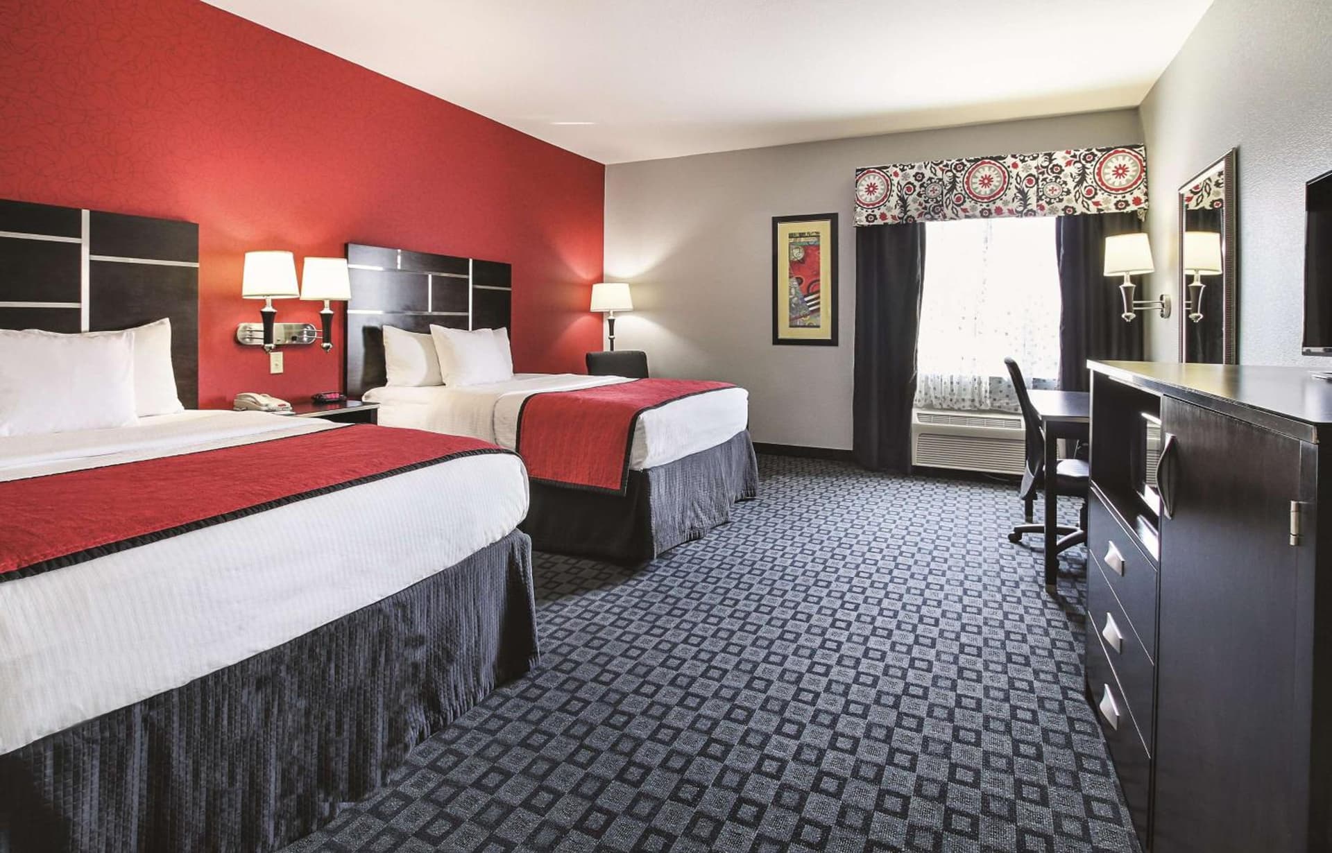 La Quinta Inn & Suites by Wyndham South Dallas - Hutchins gallery photo in Hutchins, TX — image 33