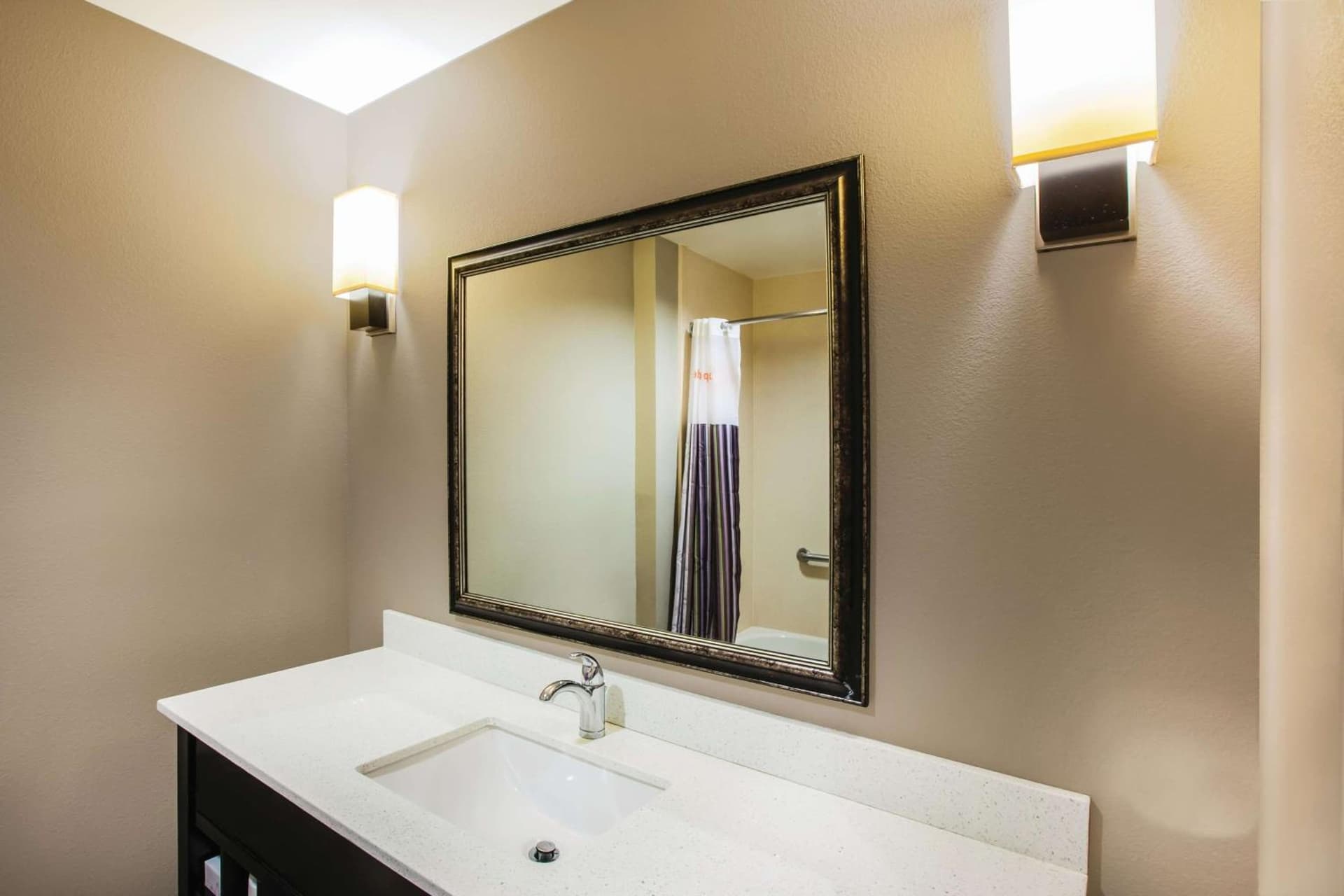 La Quinta by Wyndham Baton Rouge Denham Springs gallery photo in Baton Rouge, LA — image 7