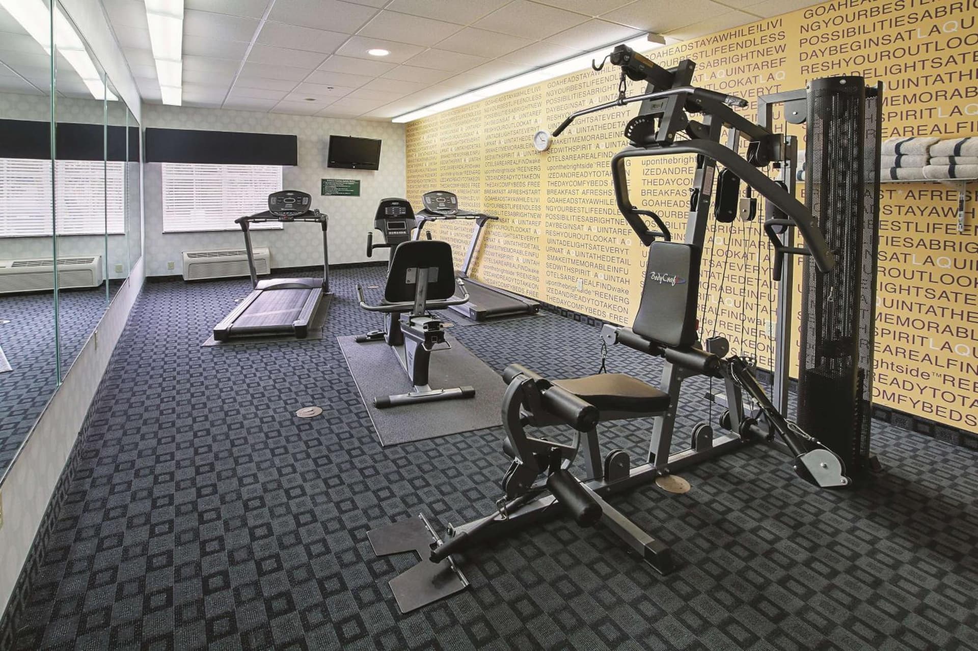 La Quinta Inn & Suites by Wyndham South Dallas - Hutchins gallery photo in Hutchins, TX — image 17