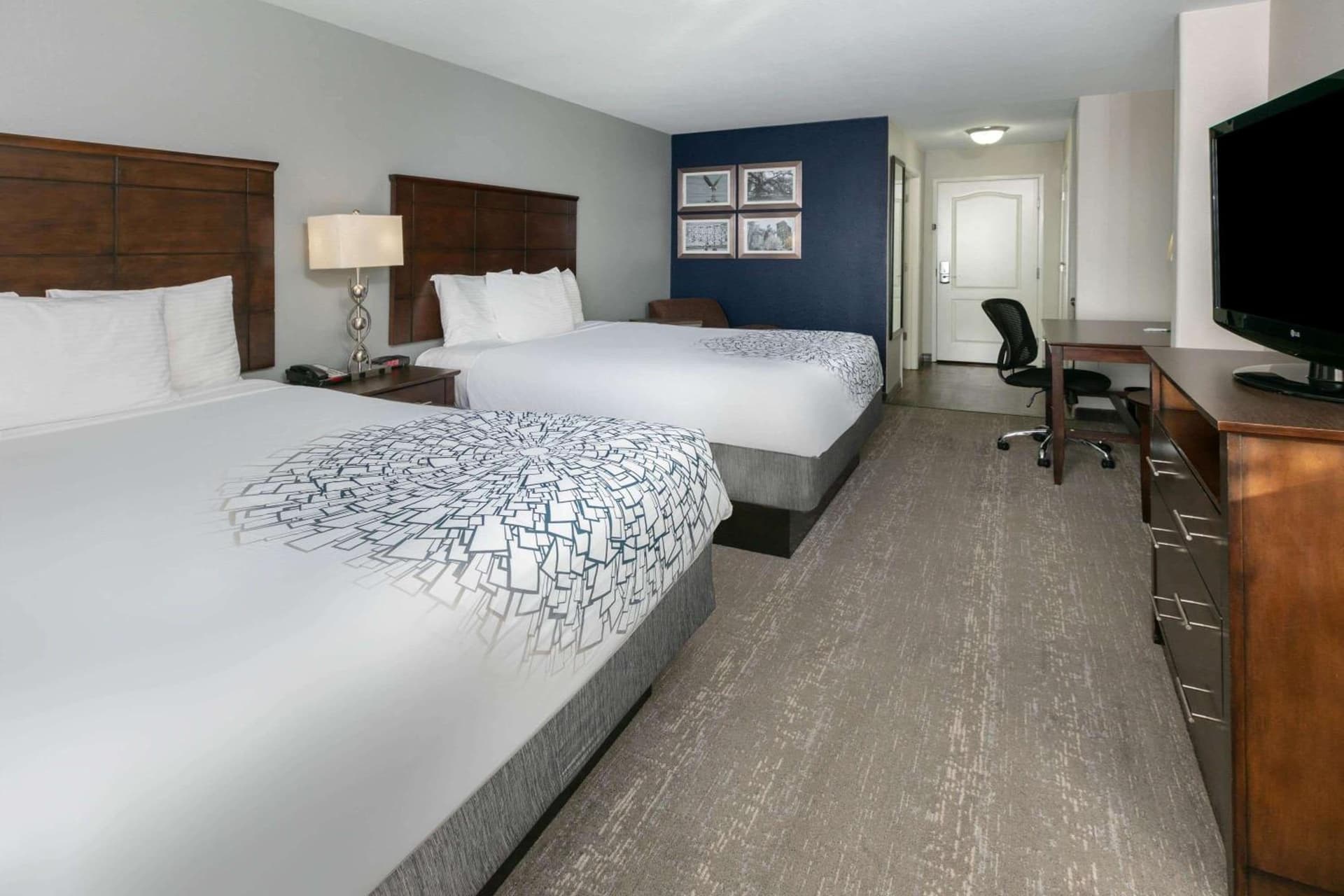La Quinta by Wyndham Horn Lake / Southaven Area interior in Horn Lake, MS — gallery photo 2