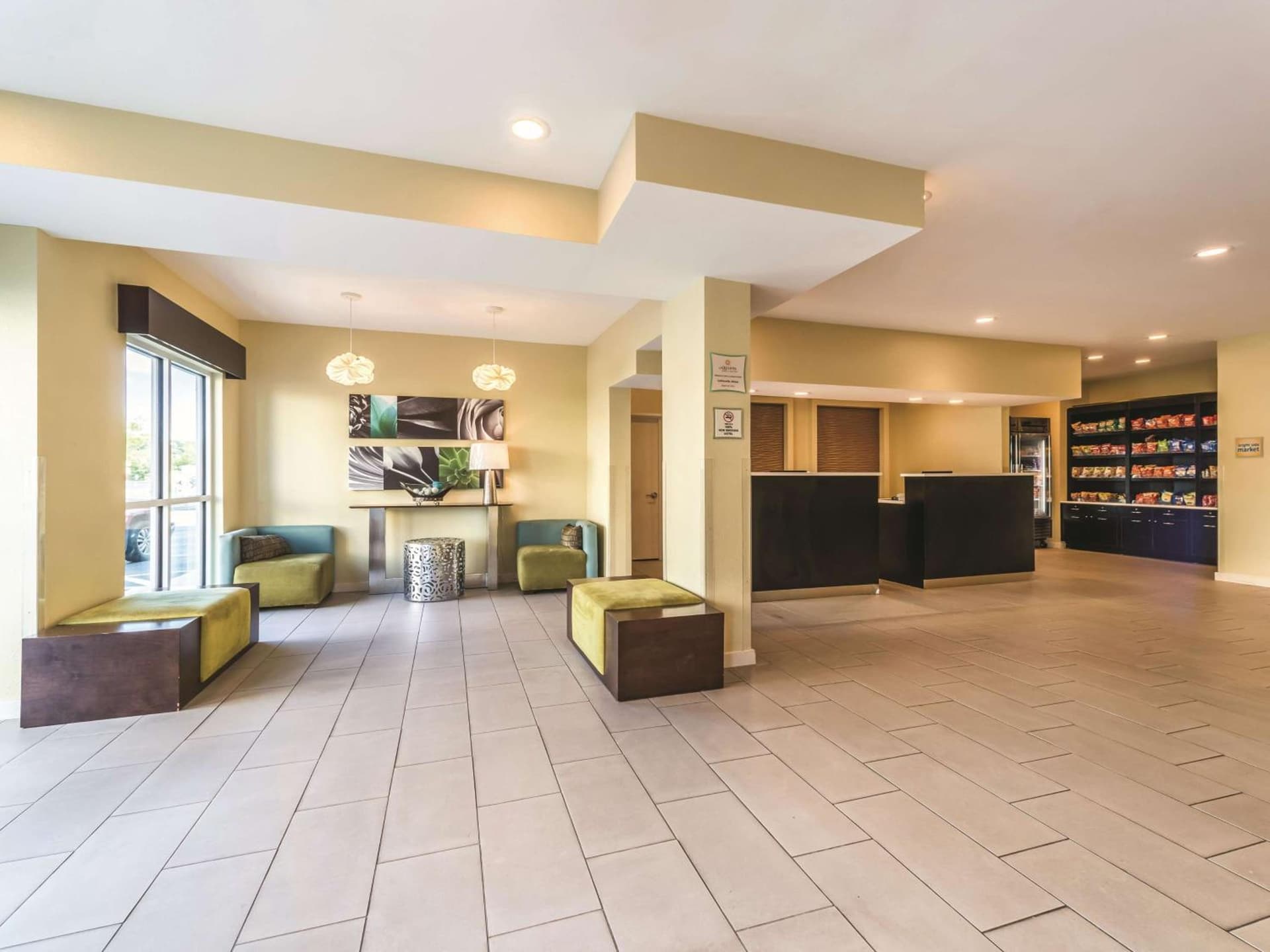 La Quinta by Wyndham Collinsville - St. Louis gallery photo in Collinsville, IL — image 24